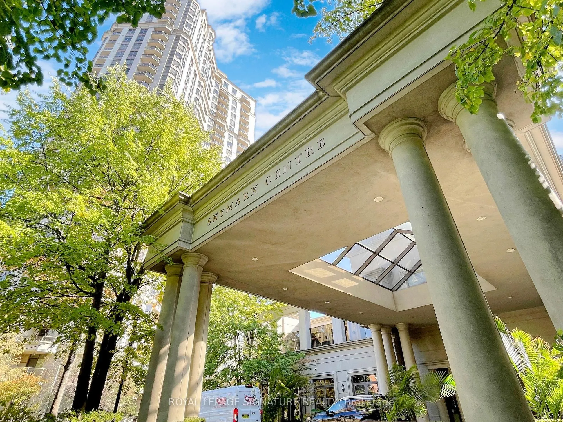 78 Harrison Garden Boulevard, #1302