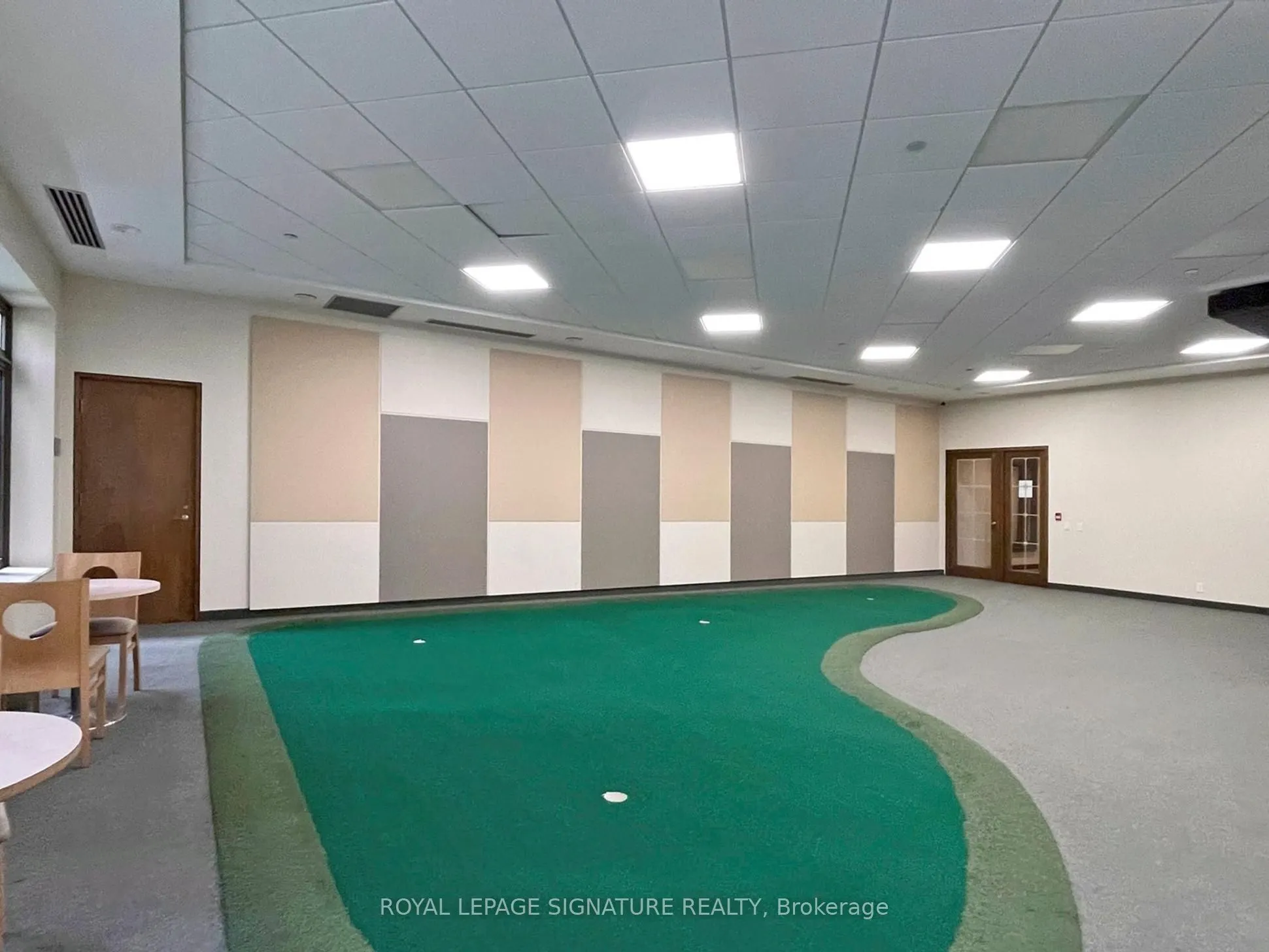 78 Harrison Garden Boulevard, #1302