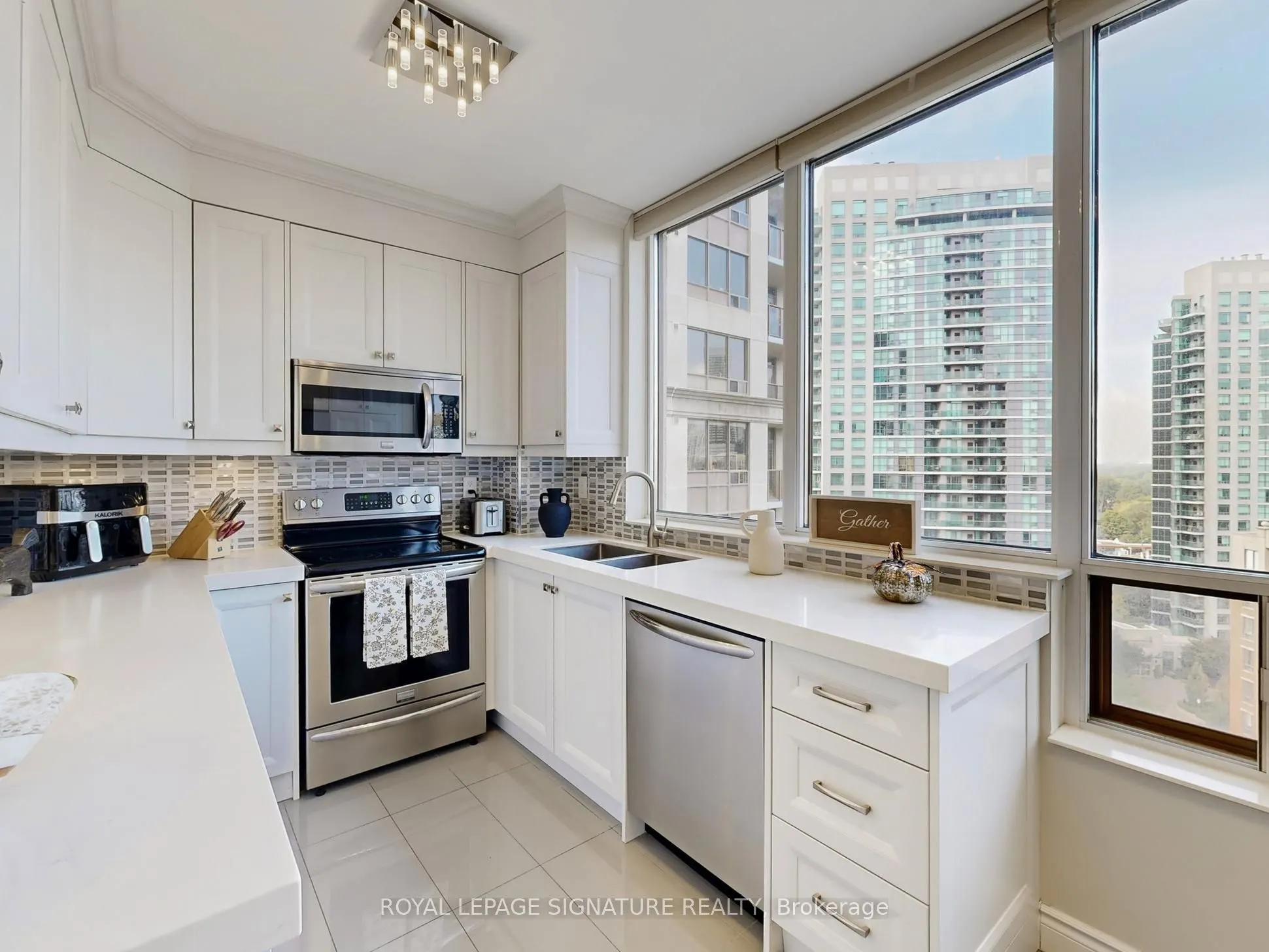 78 Harrison Garden Boulevard, #1302