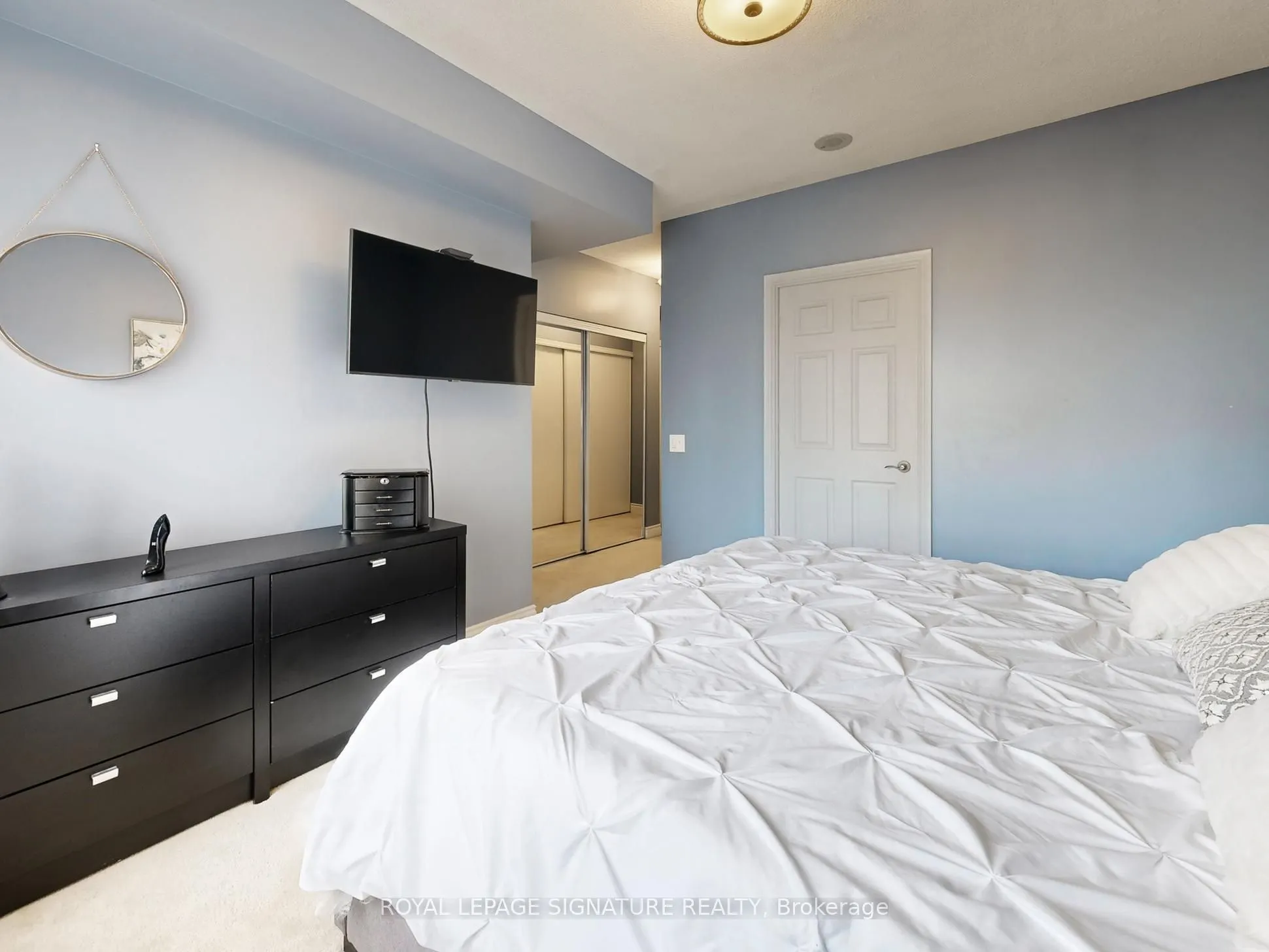 78 Harrison Garden Boulevard, #1302