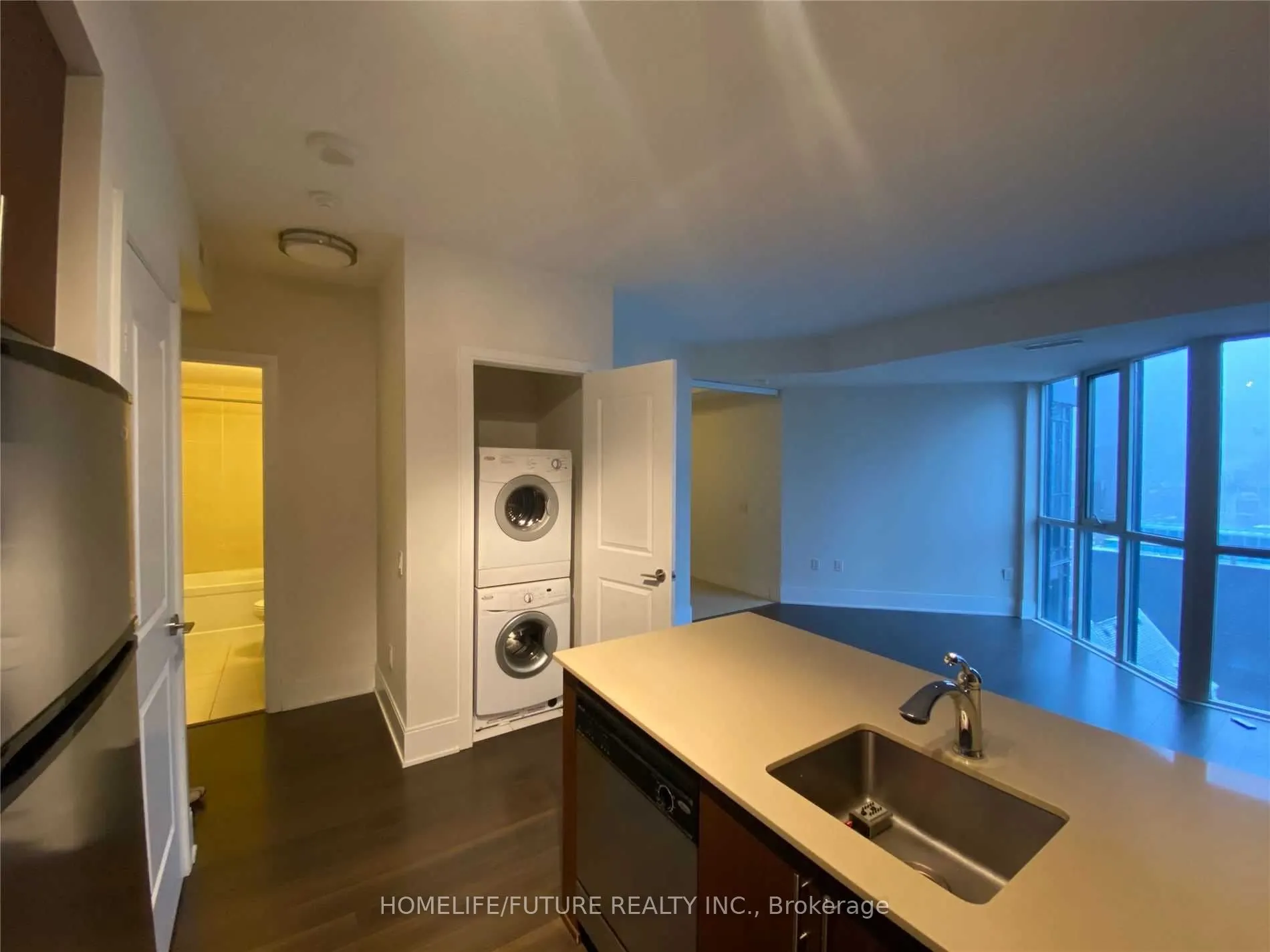 560 Front Street, #W #915