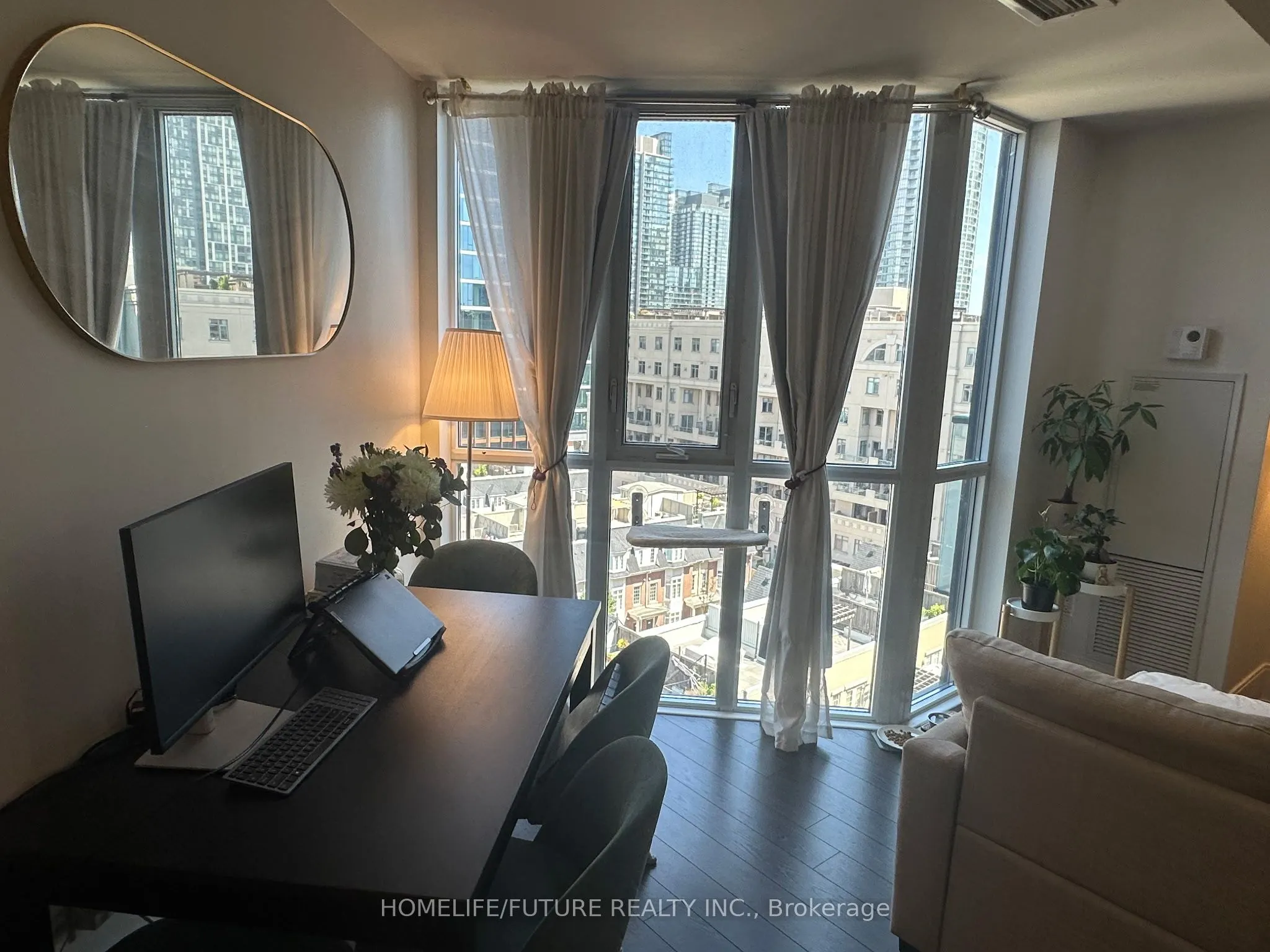 560 Front Street, #W #915