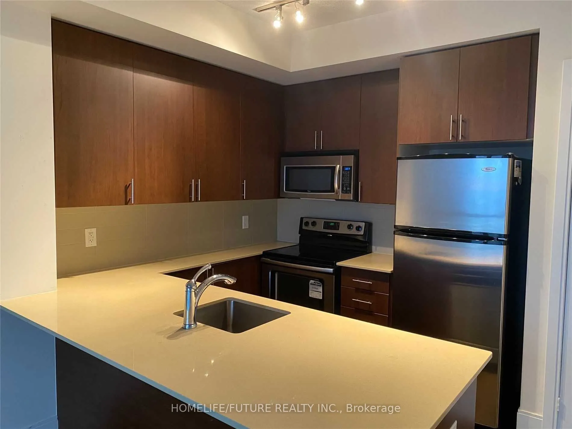 560 Front Street, #W #915