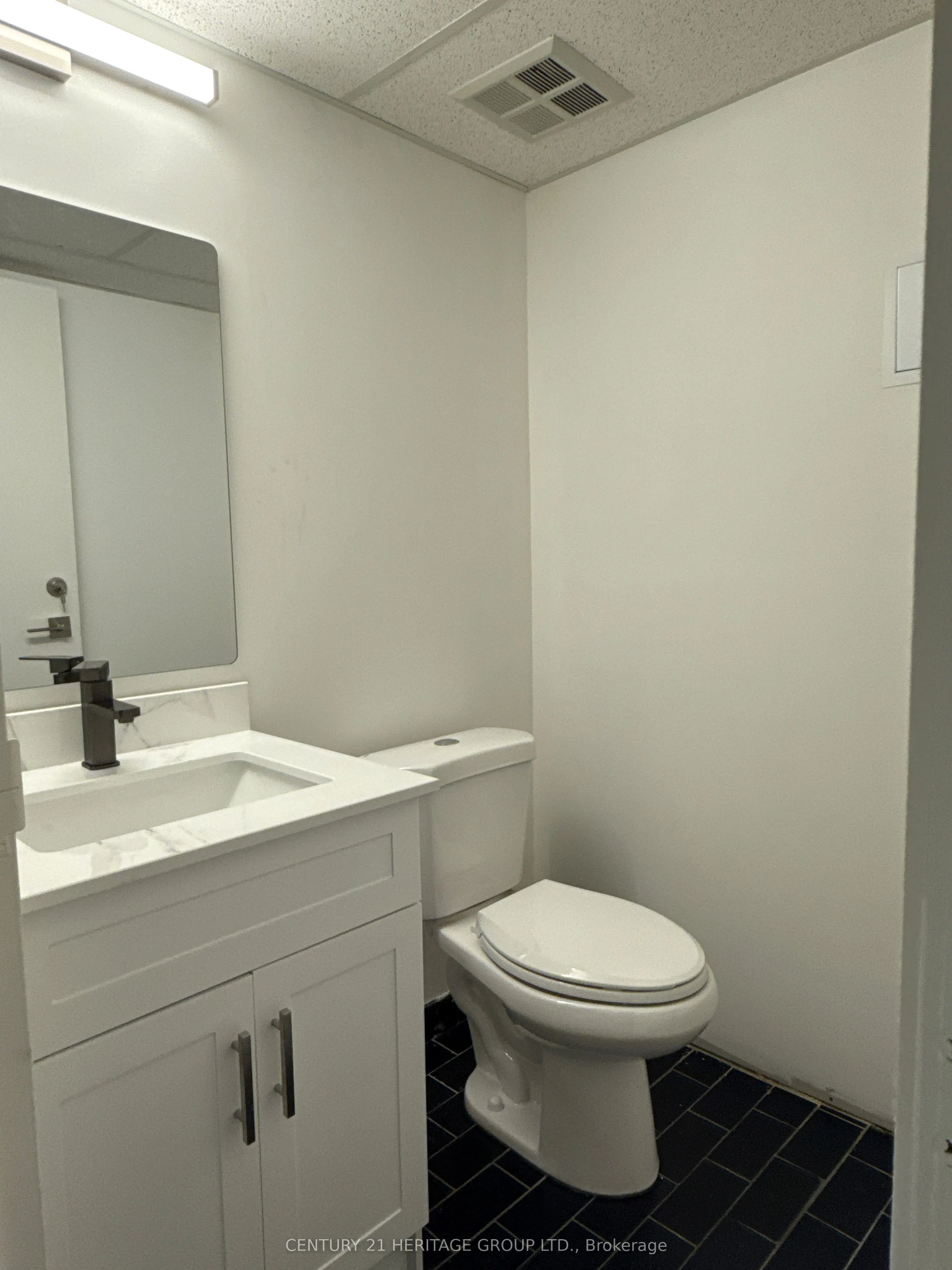 2900 Yonge Street, #101