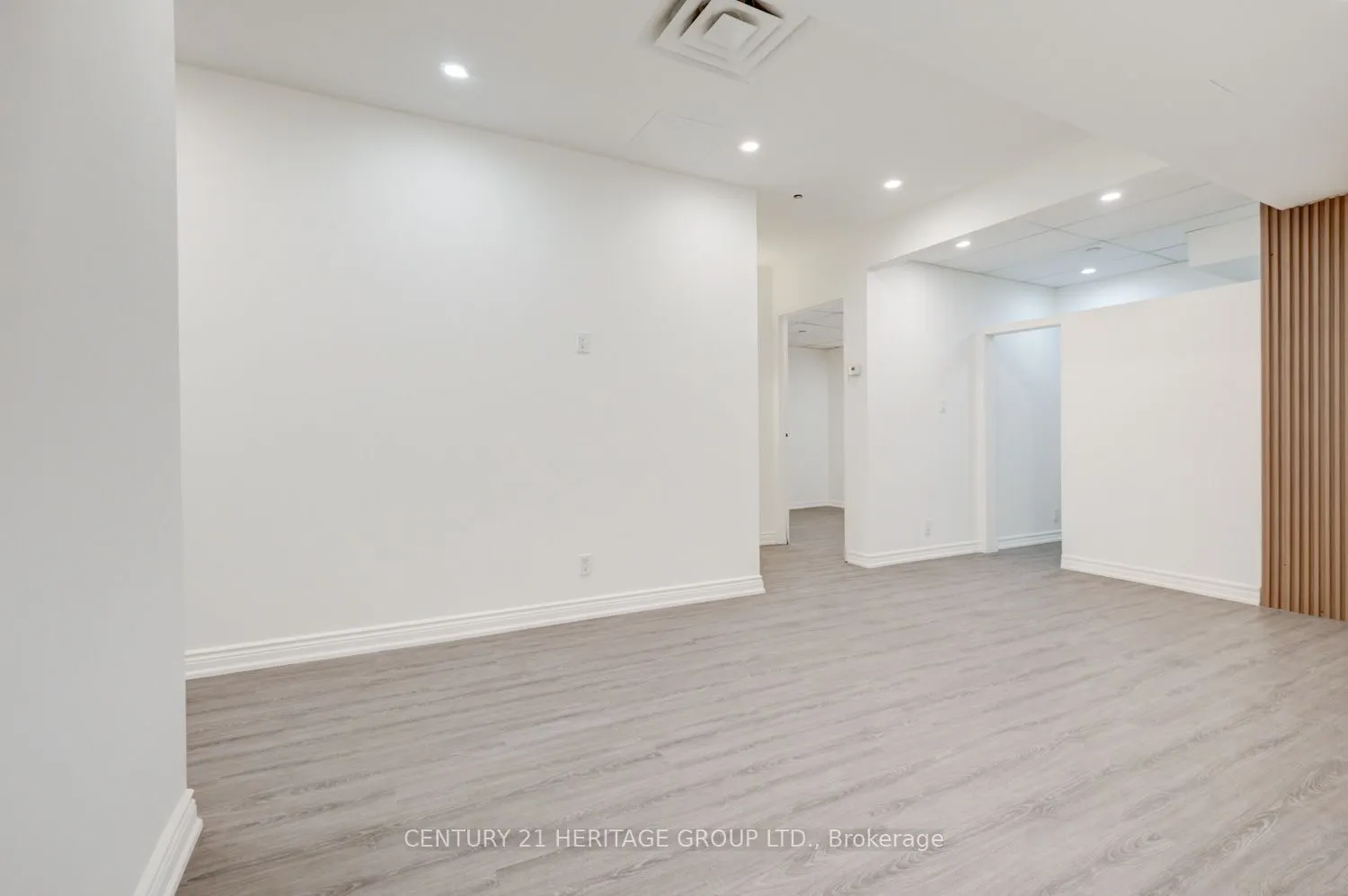 2900 Yonge Street, #101