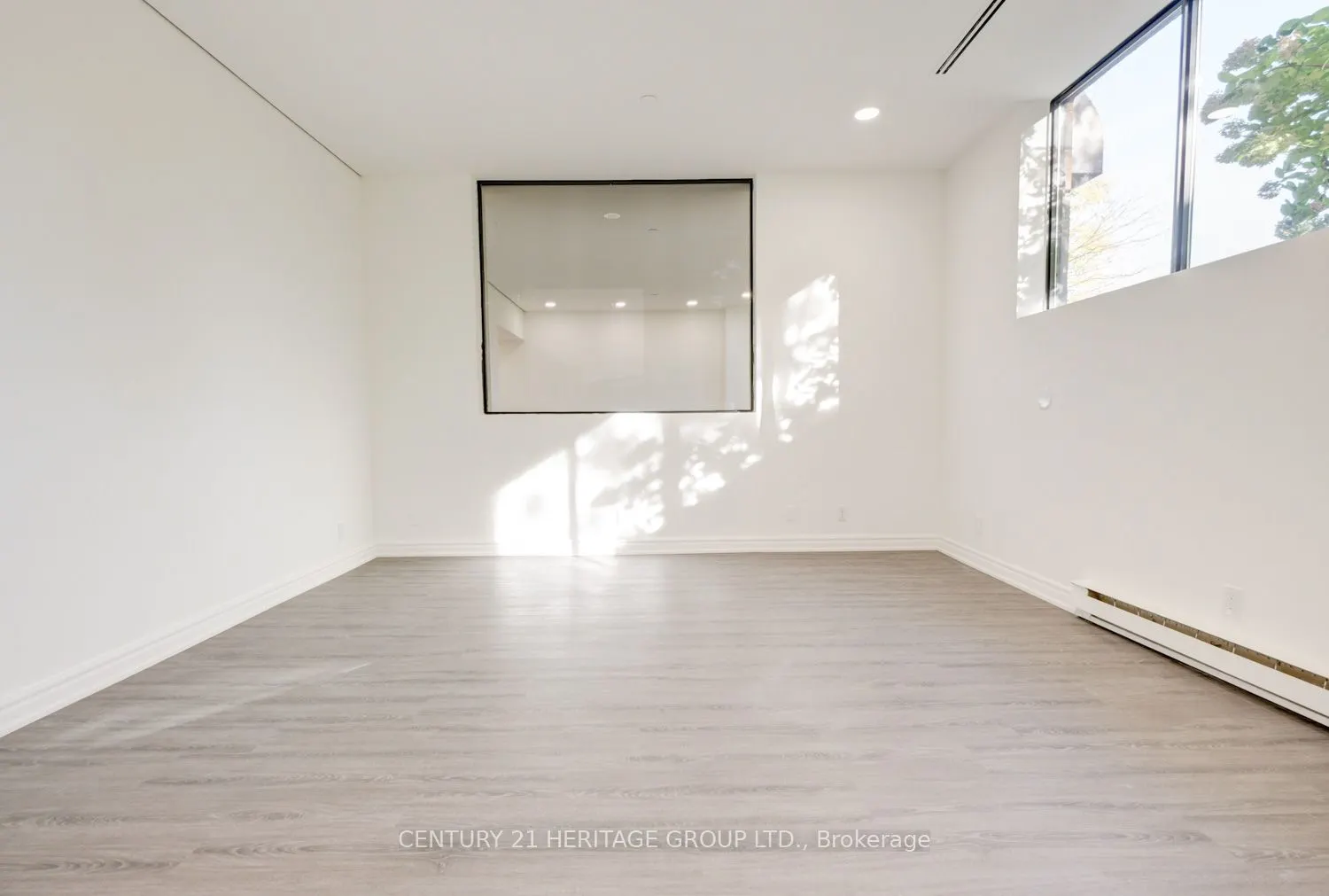 2900 Yonge Street, #101