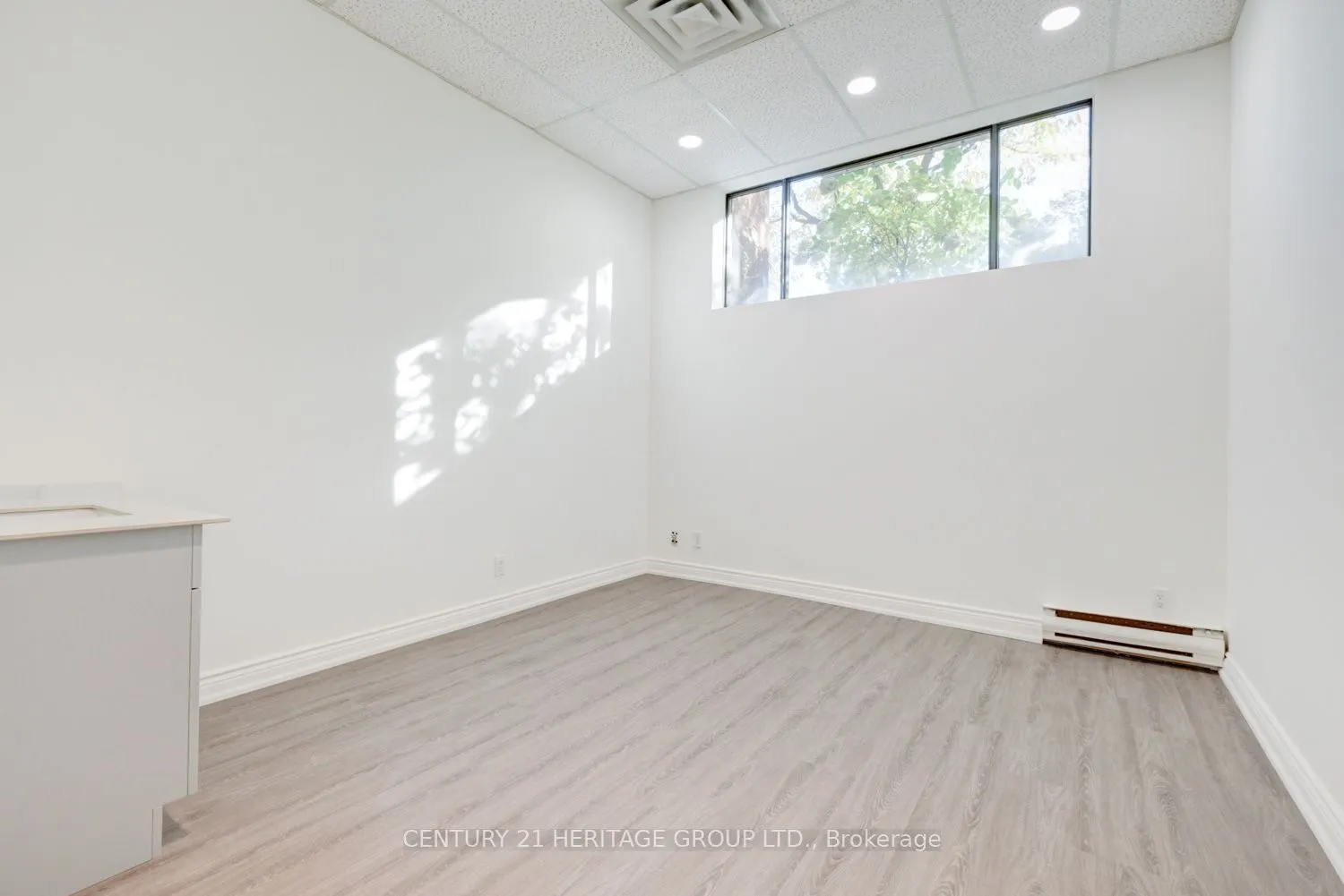 2900 Yonge Street, #101