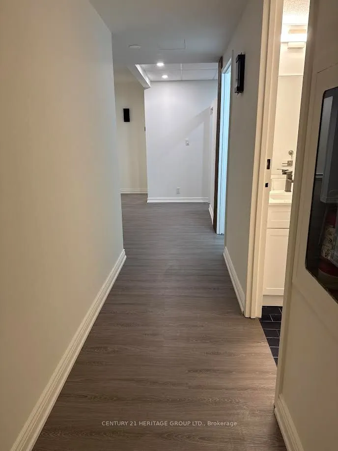 2900 Yonge Street, #101