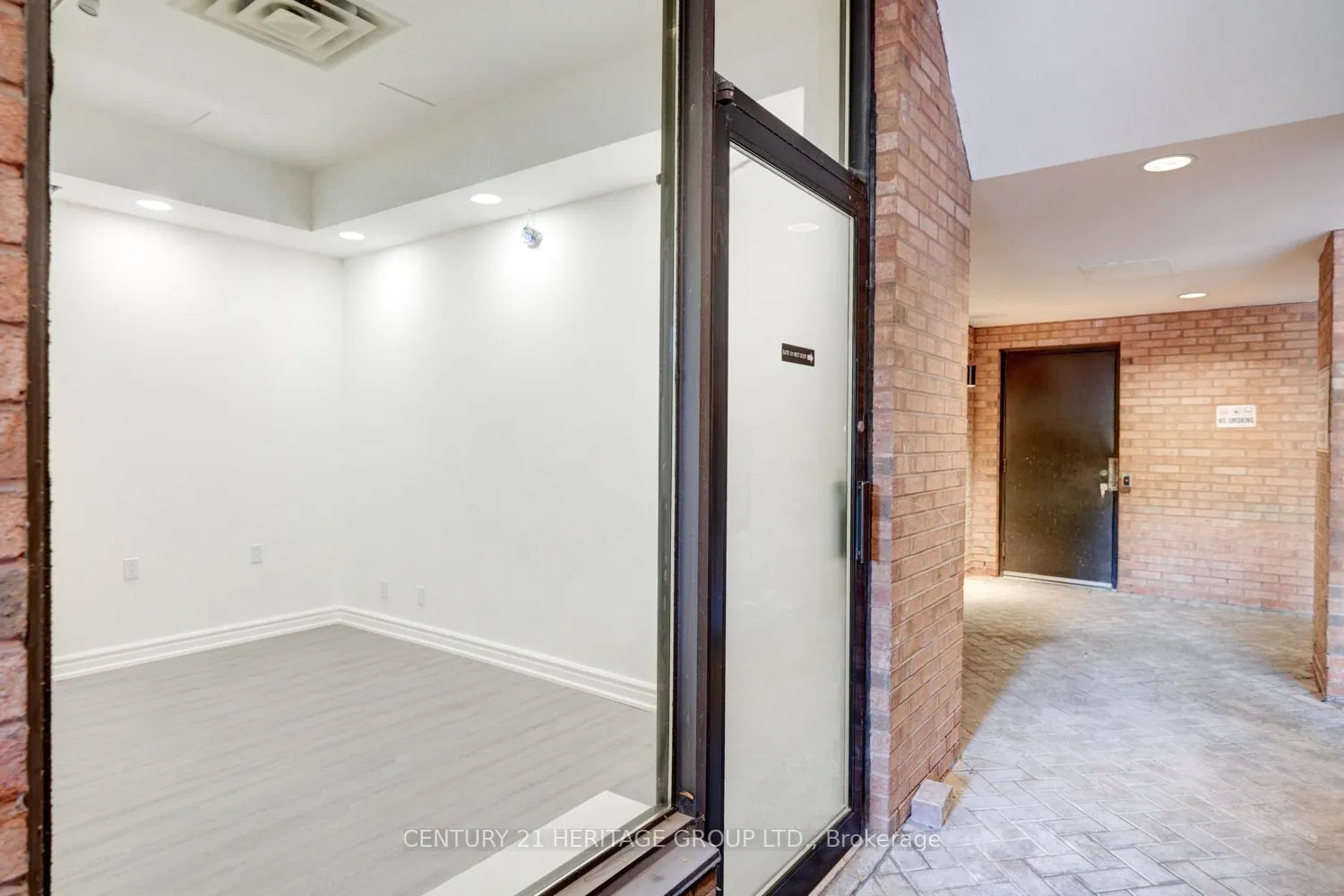 2900 Yonge Street, #101