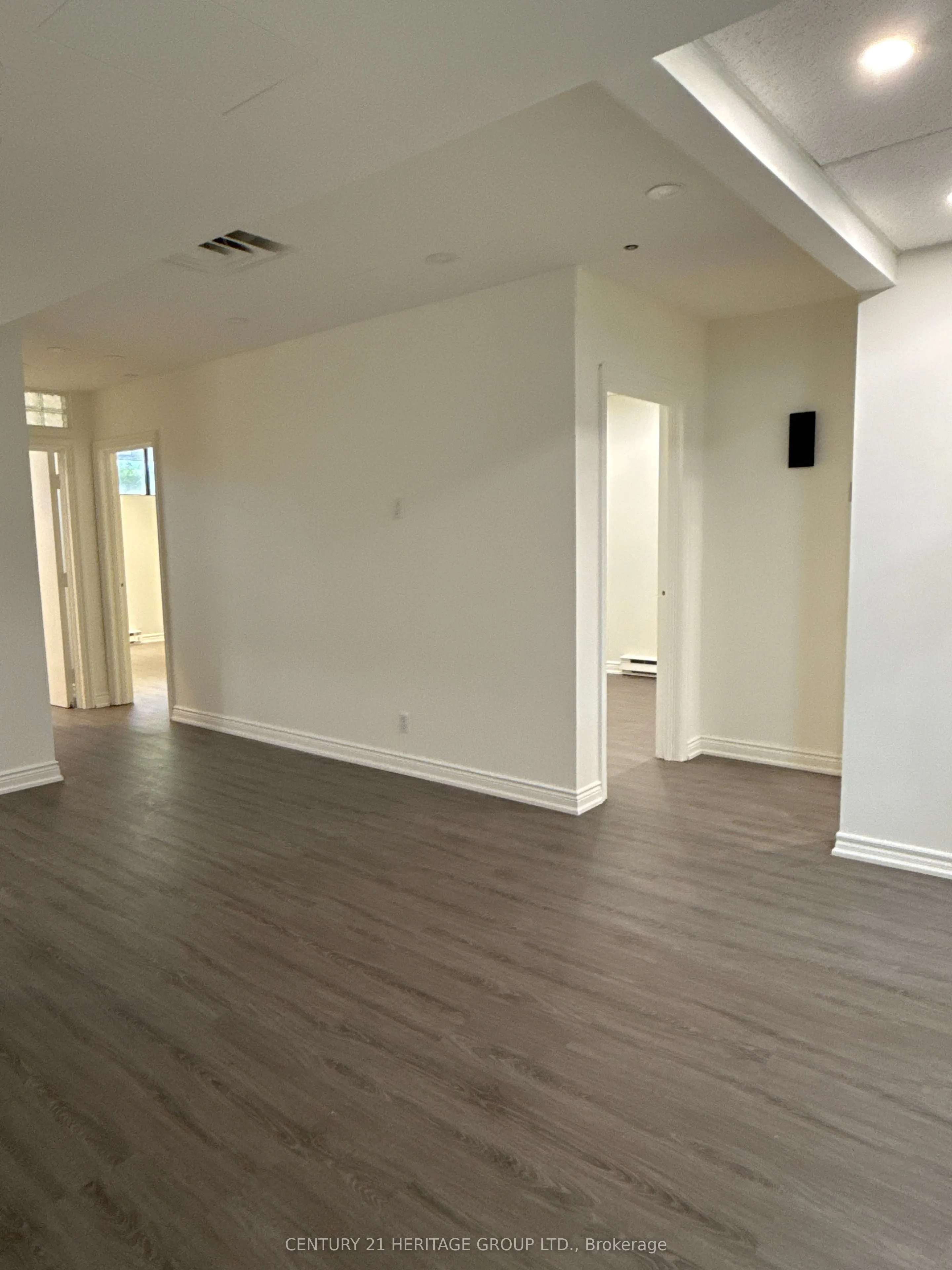 2900 Yonge Street, #101