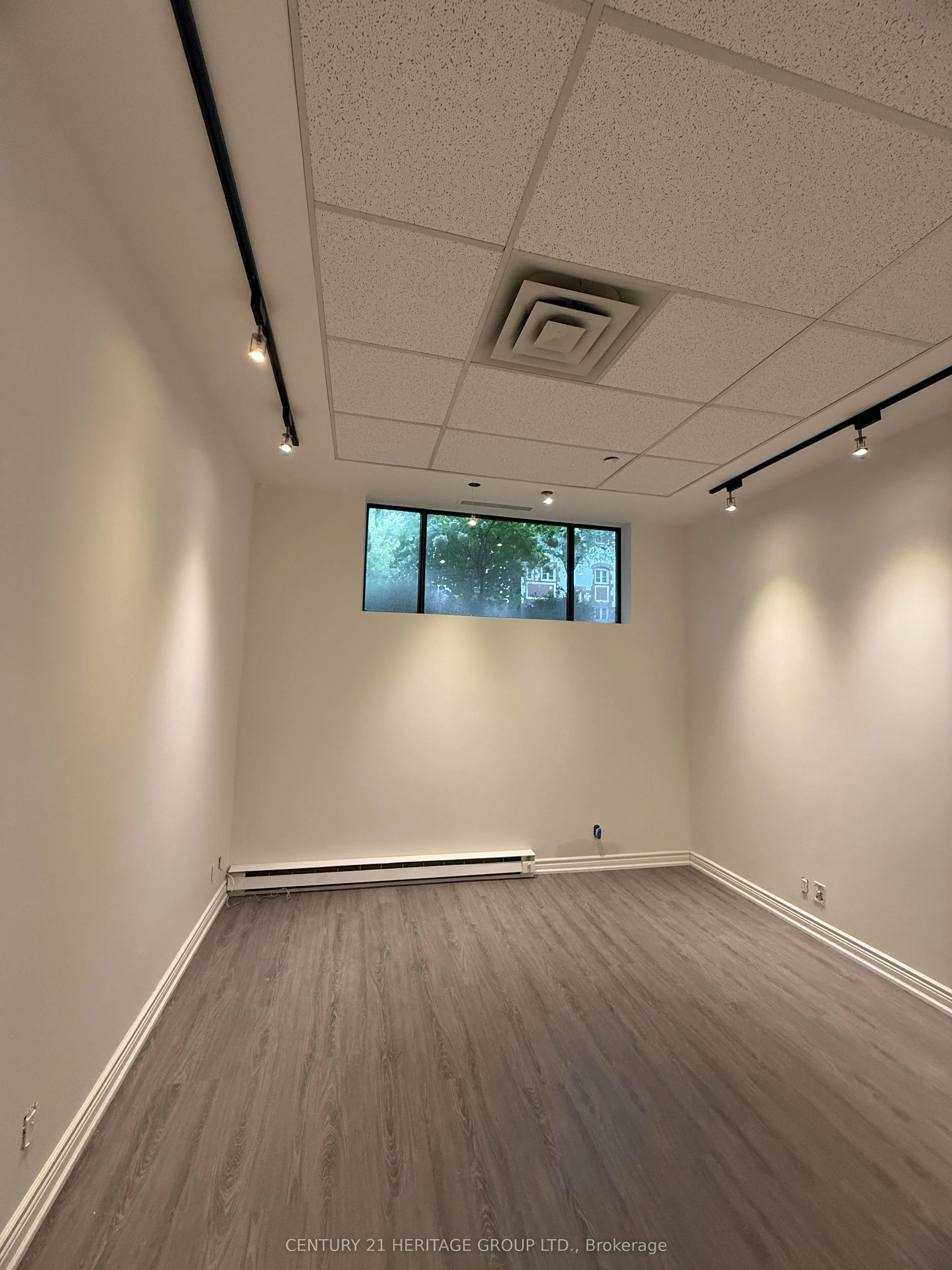 2900 Yonge Street, #101