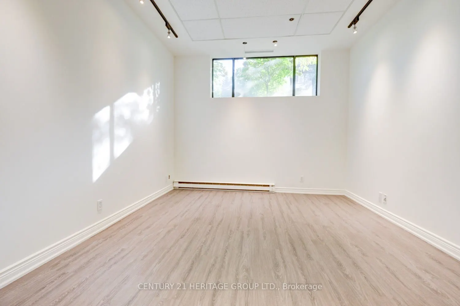 2900 Yonge Street, #101