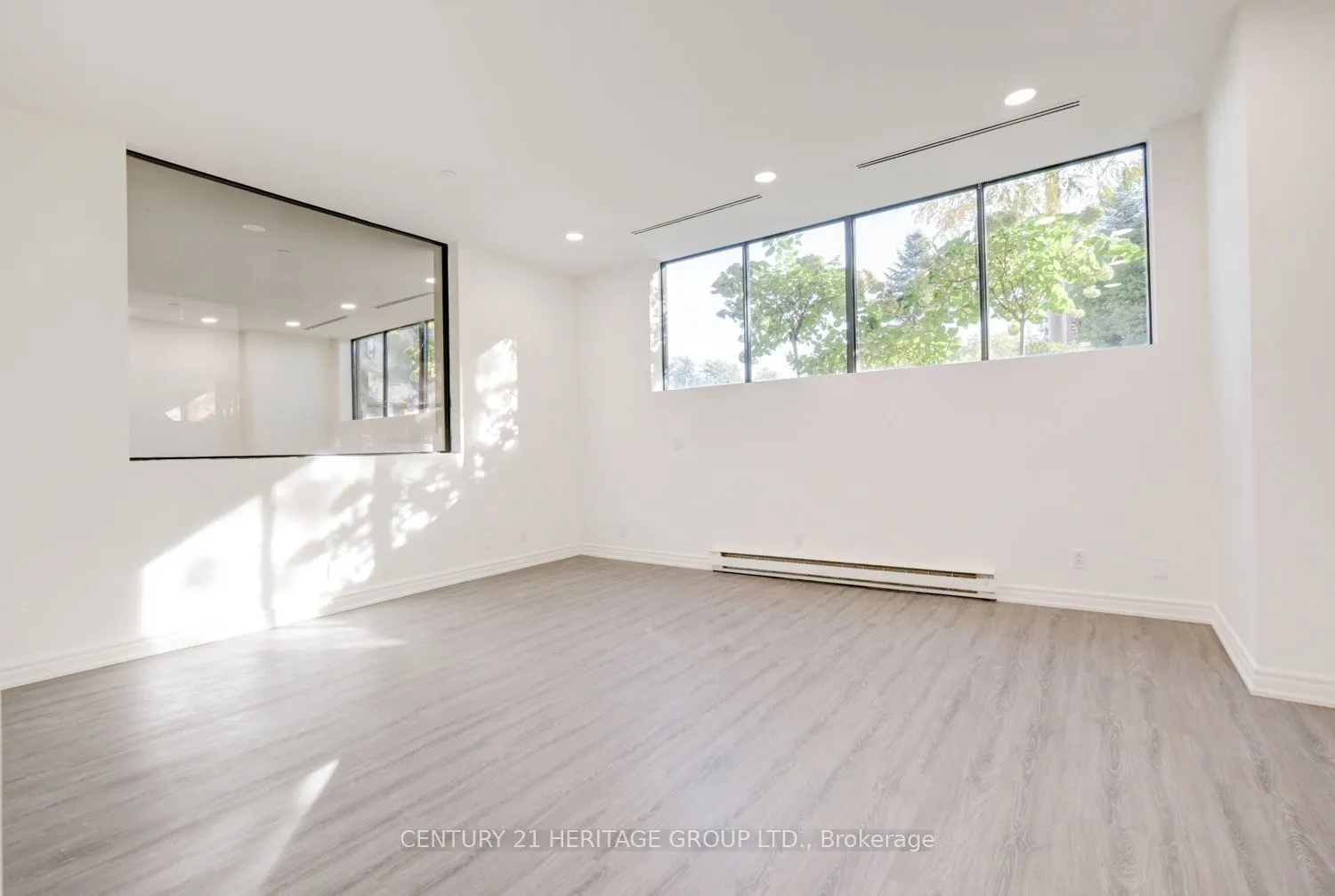 2900 Yonge Street, #101