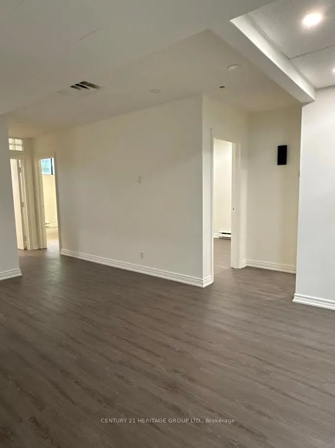 2900 Yonge Street, #101