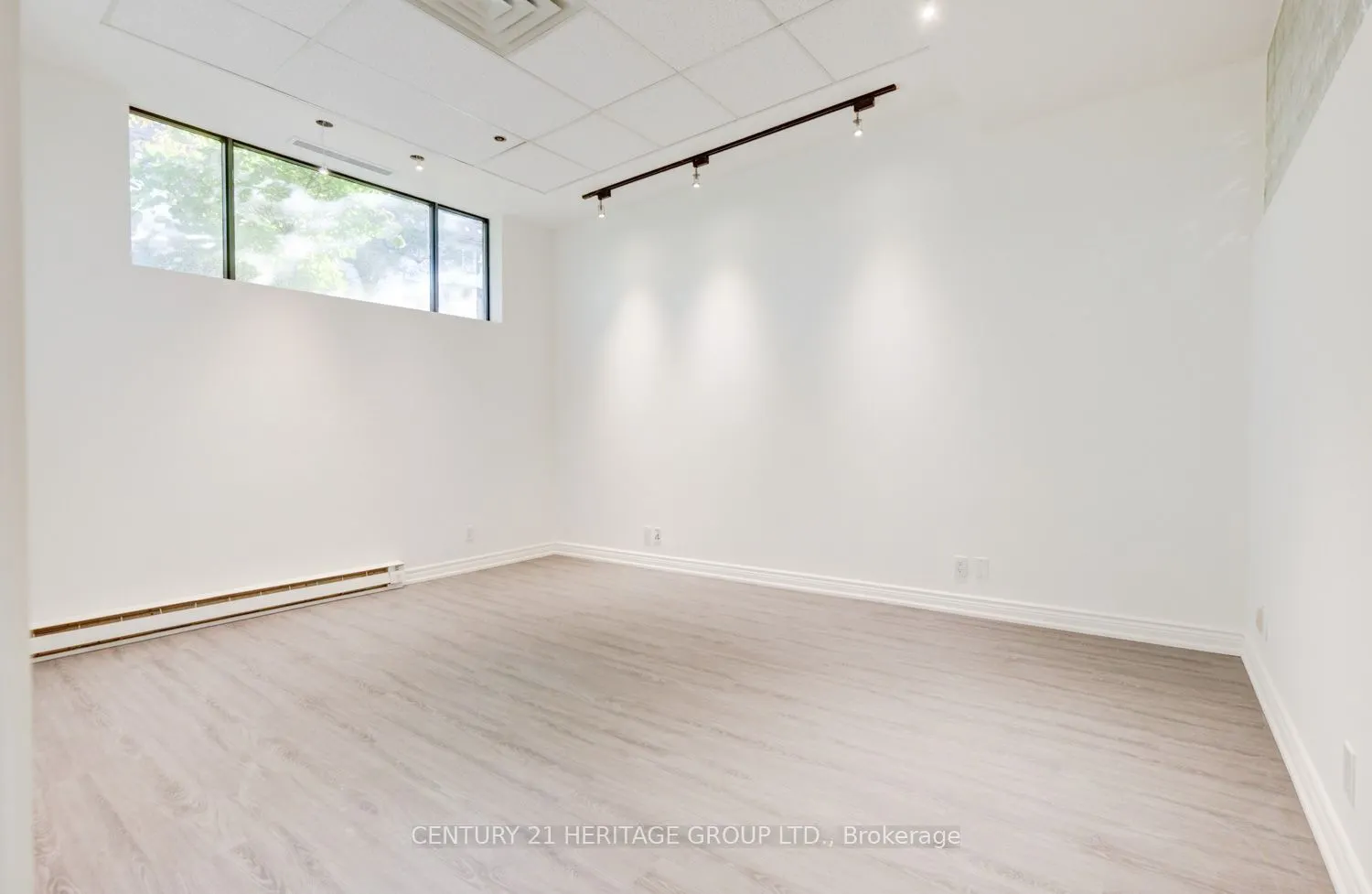 2900 Yonge Street, #101