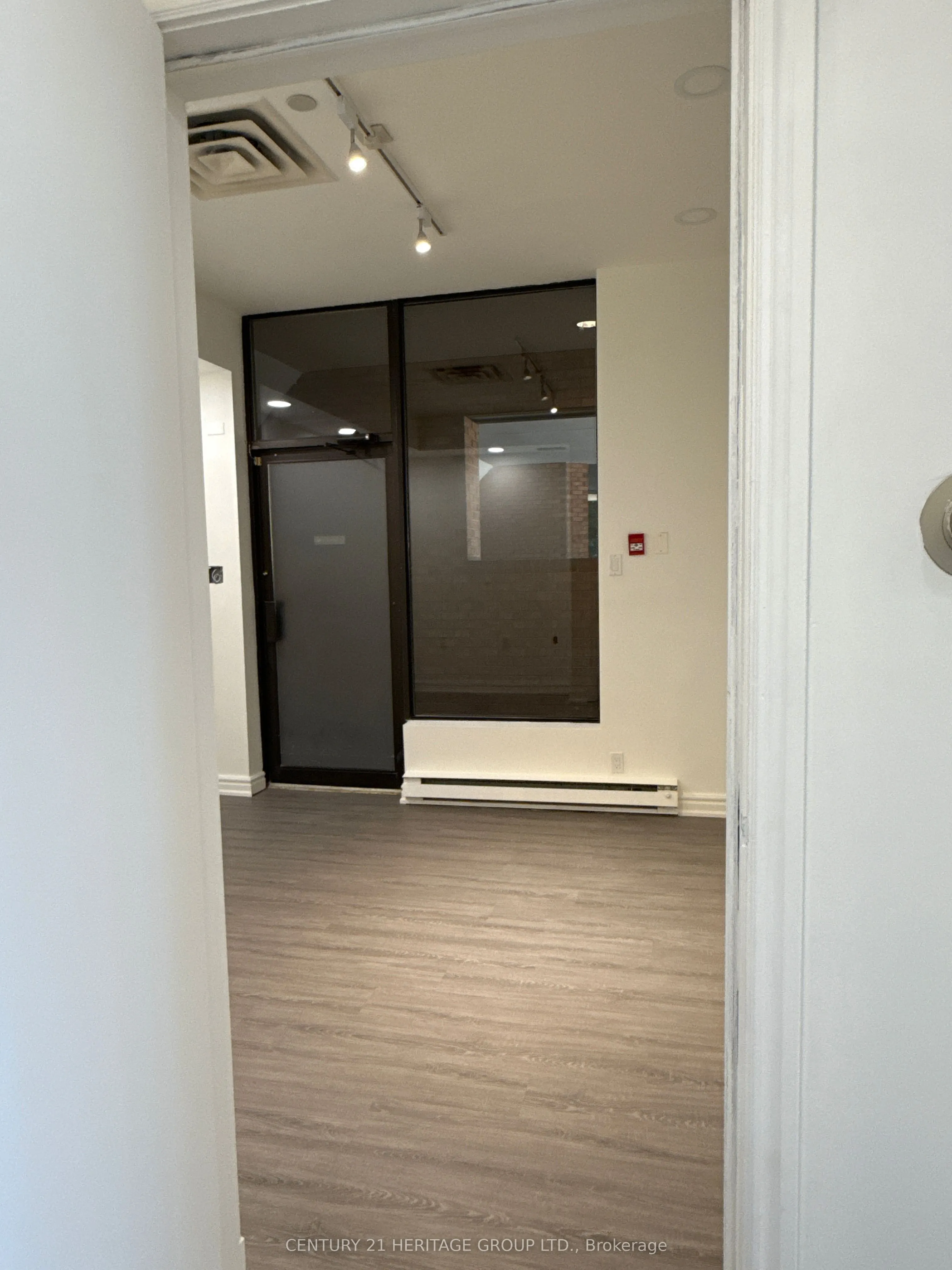 2900 Yonge Street, #101