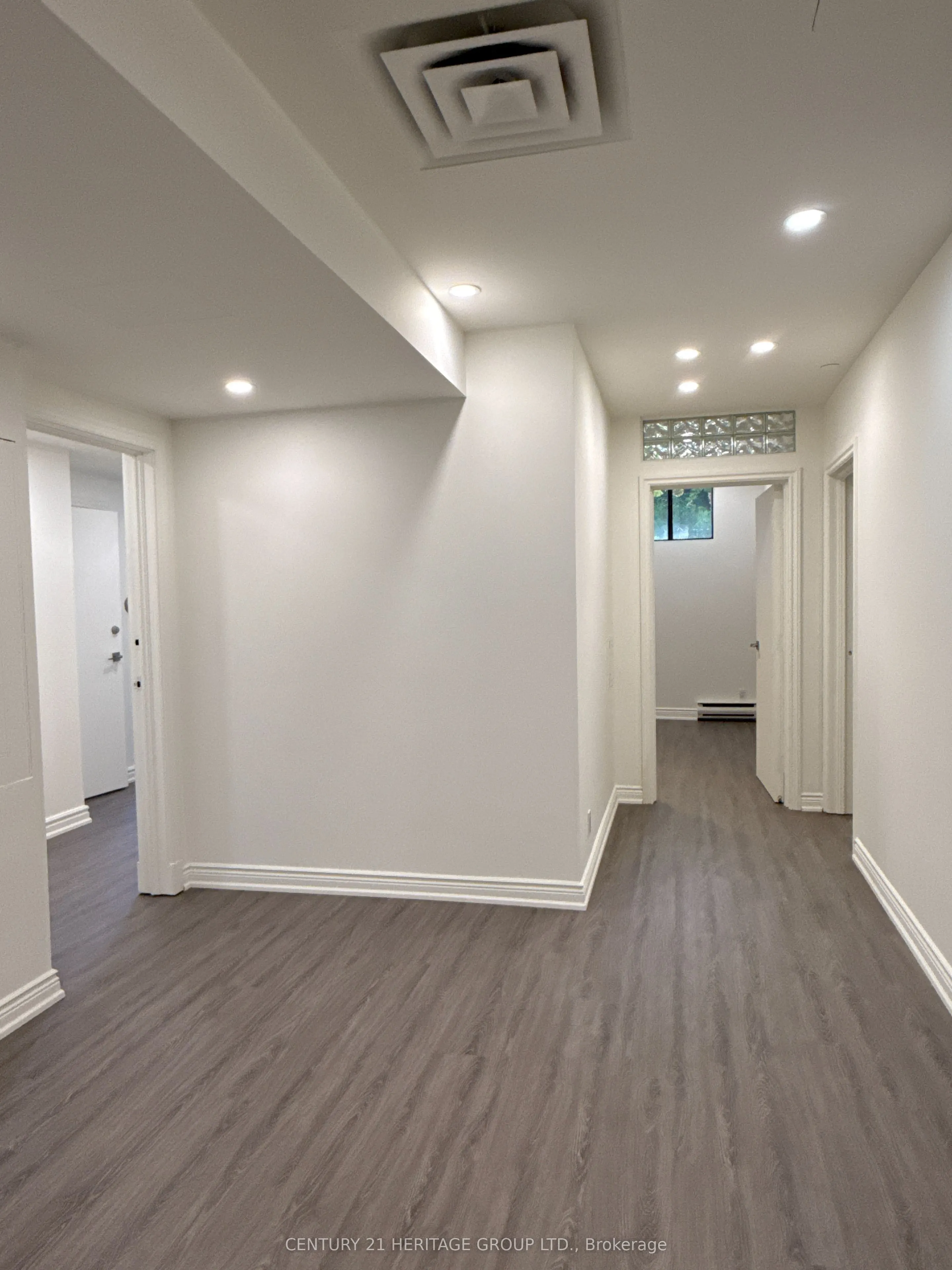 2900 Yonge Street, #101