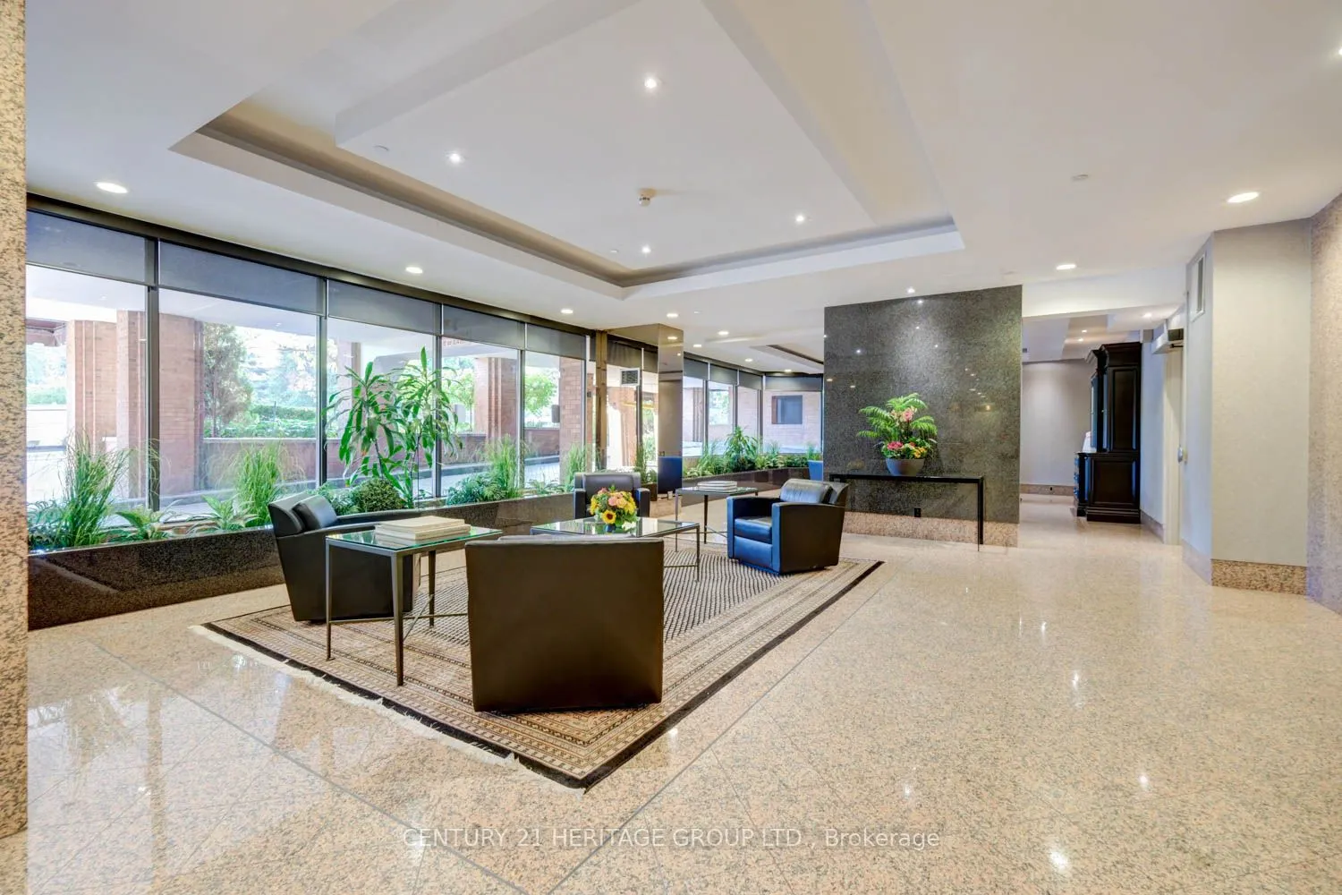 2900 Yonge Street, #101