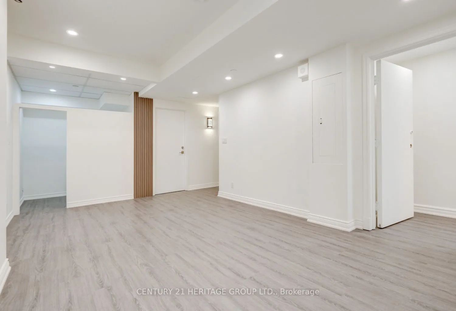 2900 Yonge Street, #101