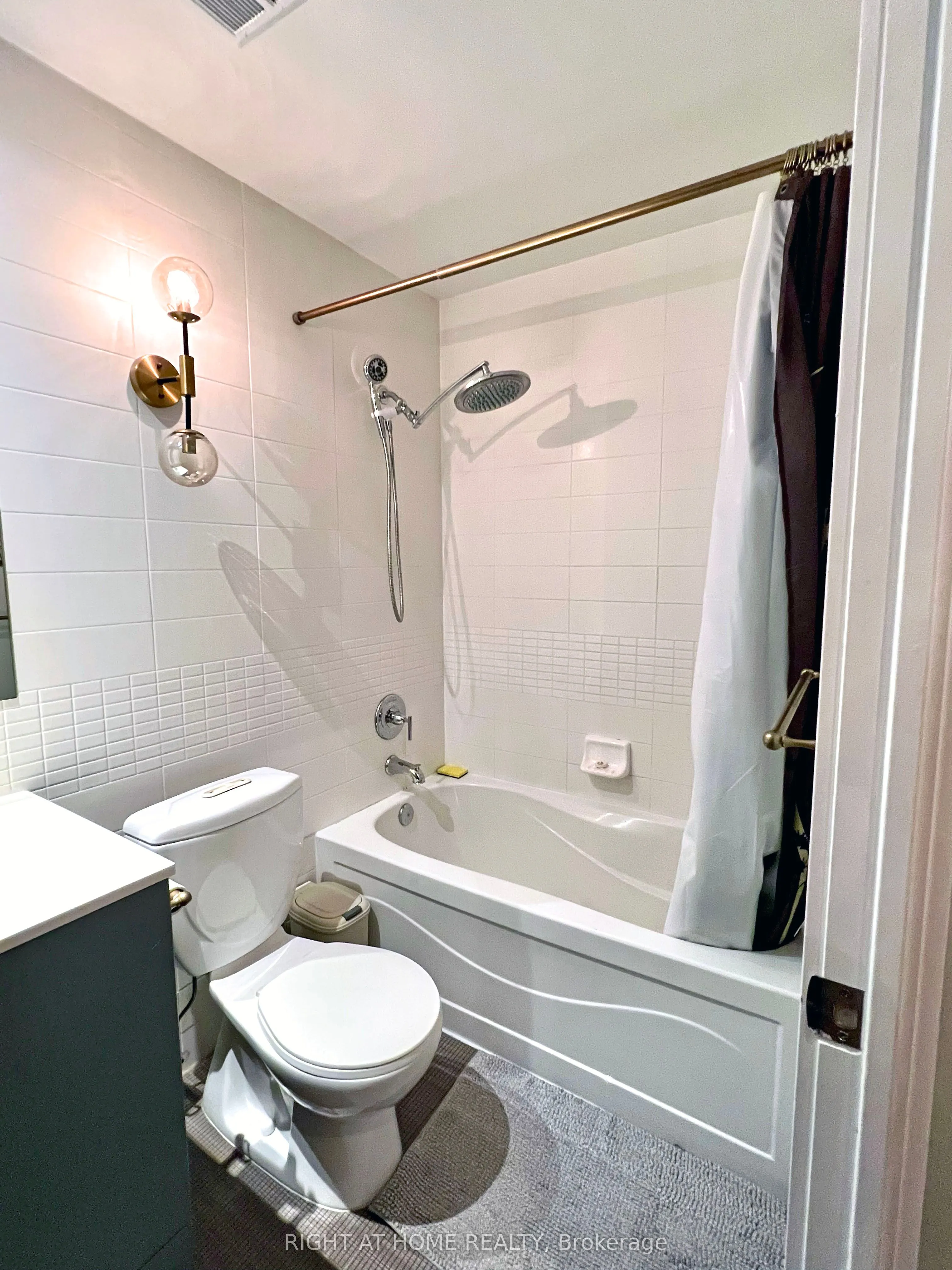 120 Homewood Avenue, #2710