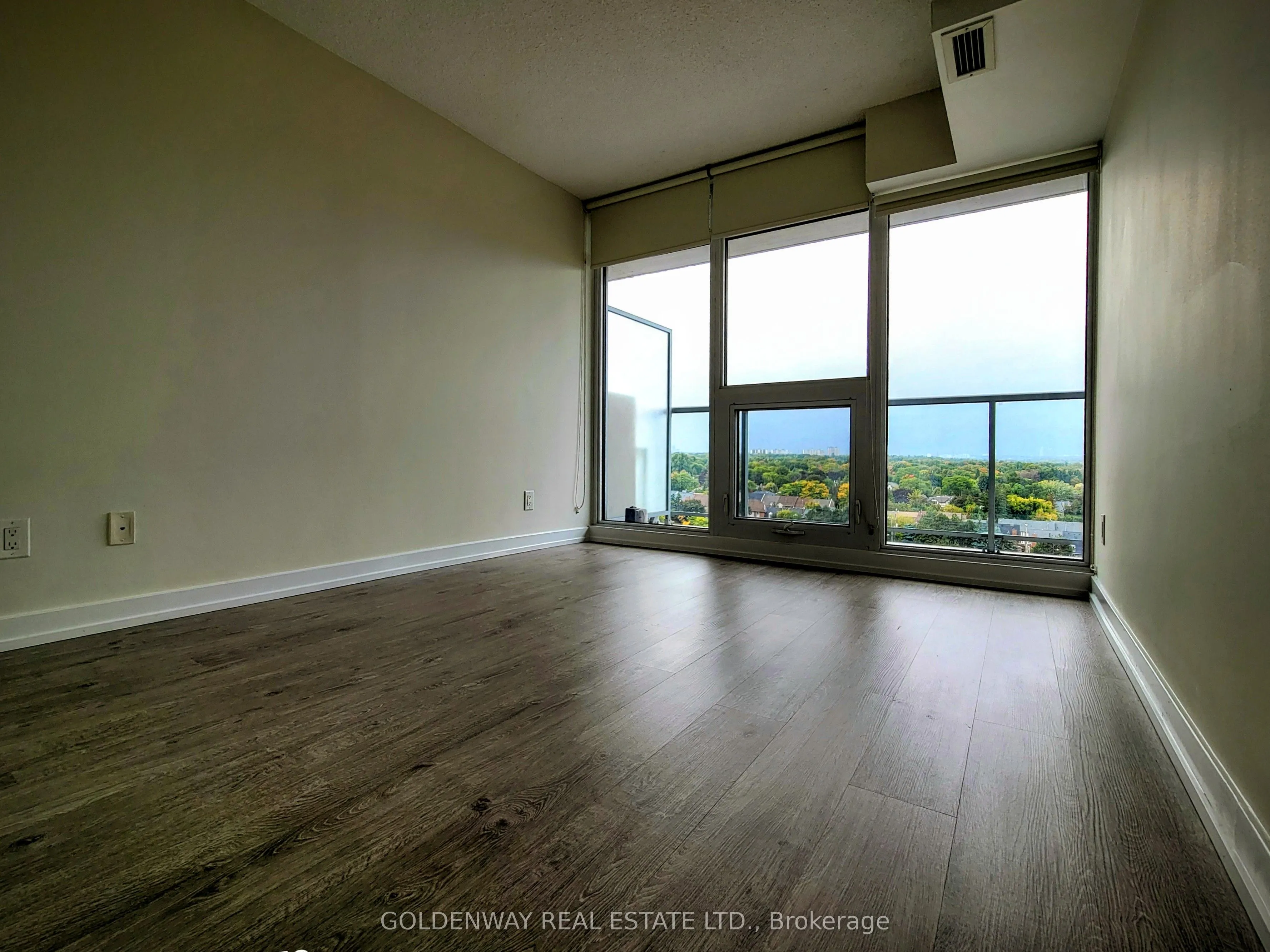72 Esther Shiner Boulevard, #1211