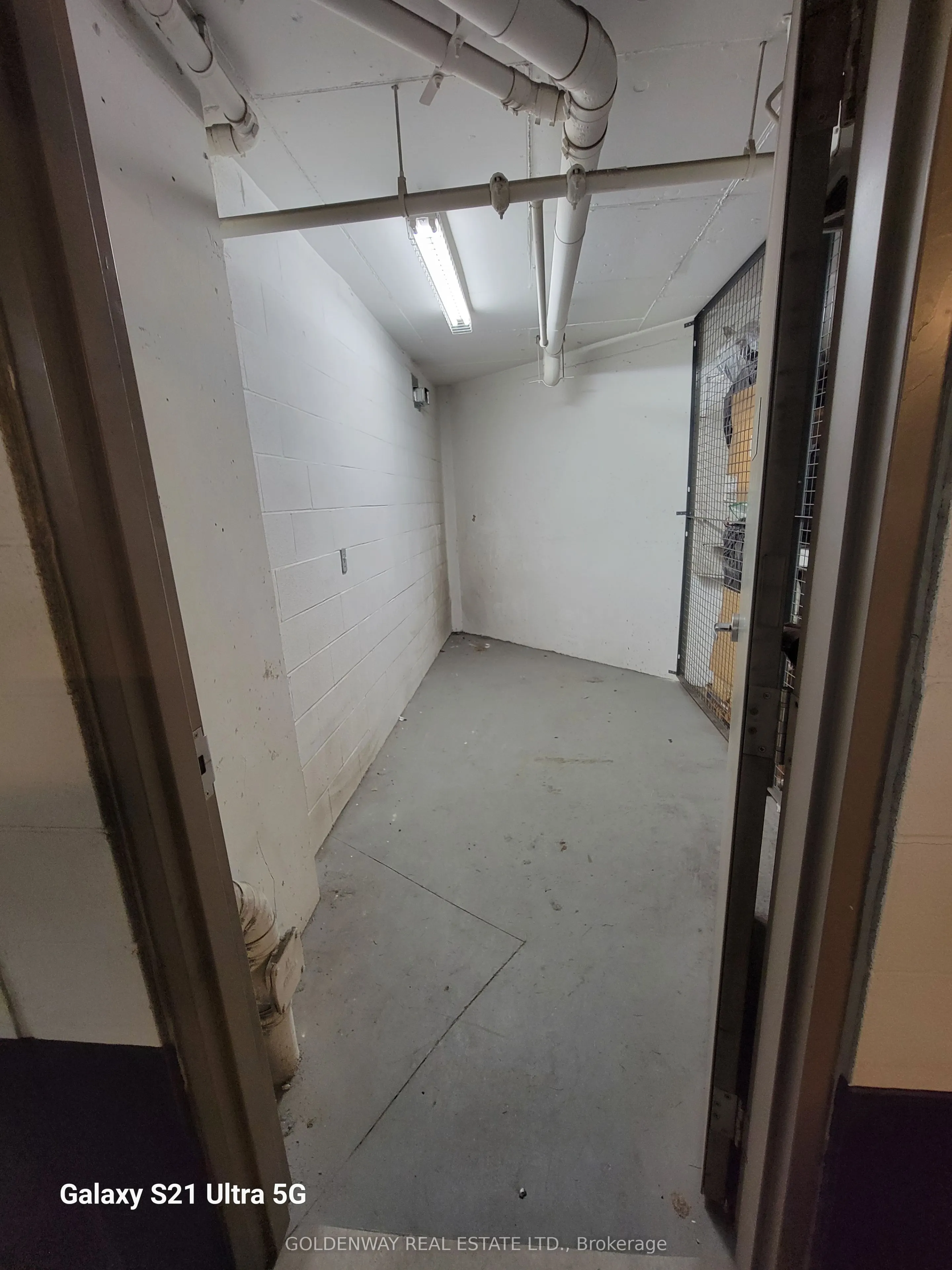 72 Esther Shiner Boulevard, #1211