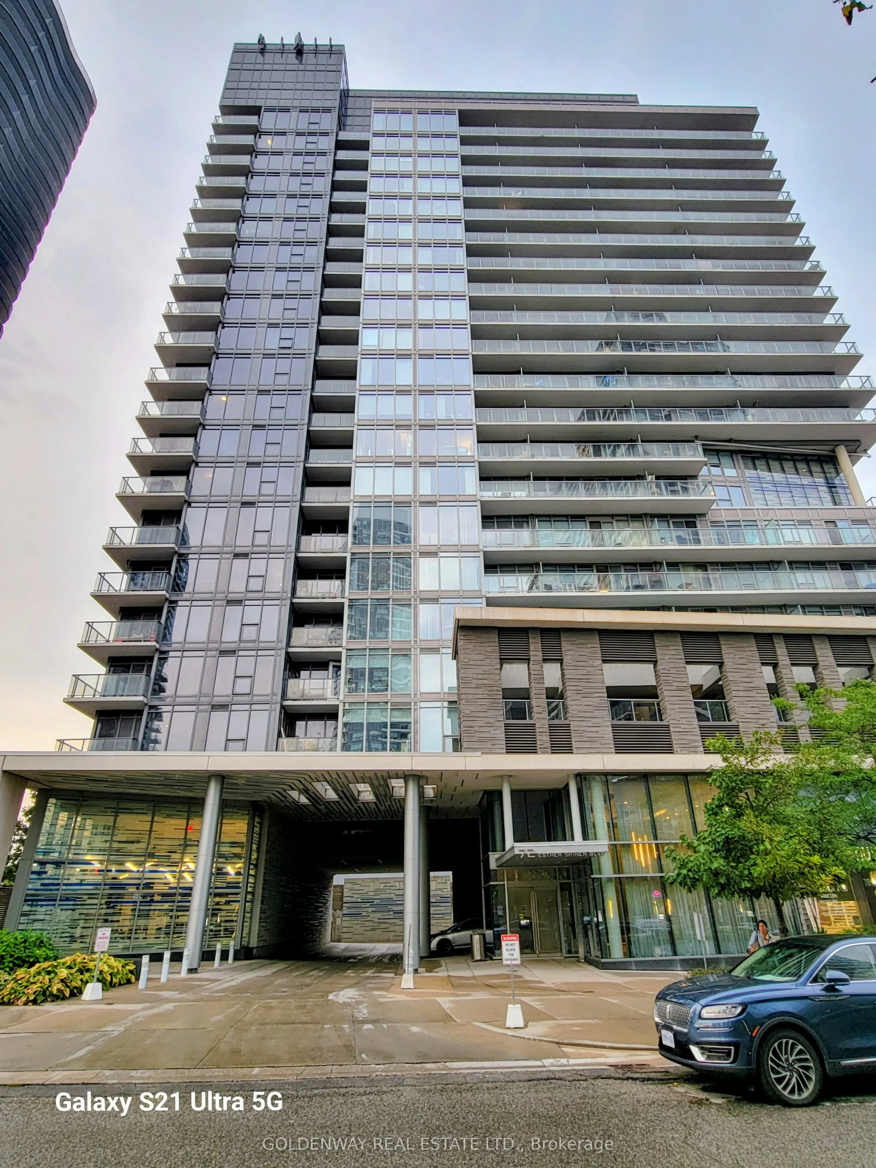 72 Esther Shiner Boulevard, #1211