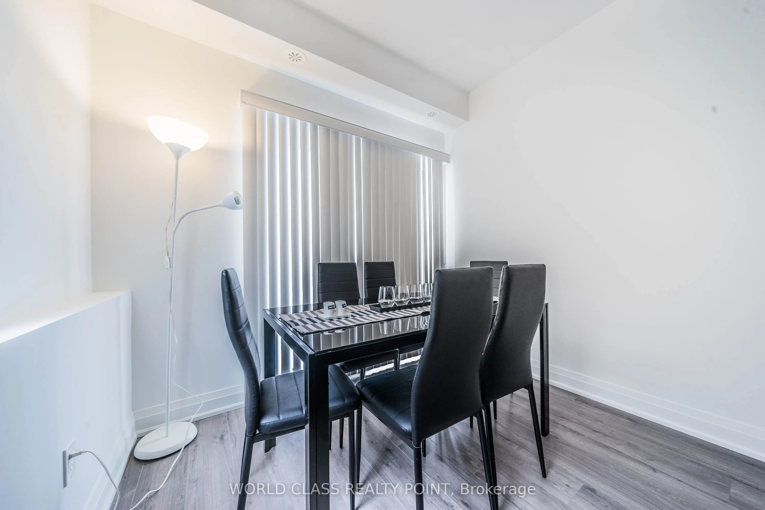 780 Sheppard Avenue E, #TH62