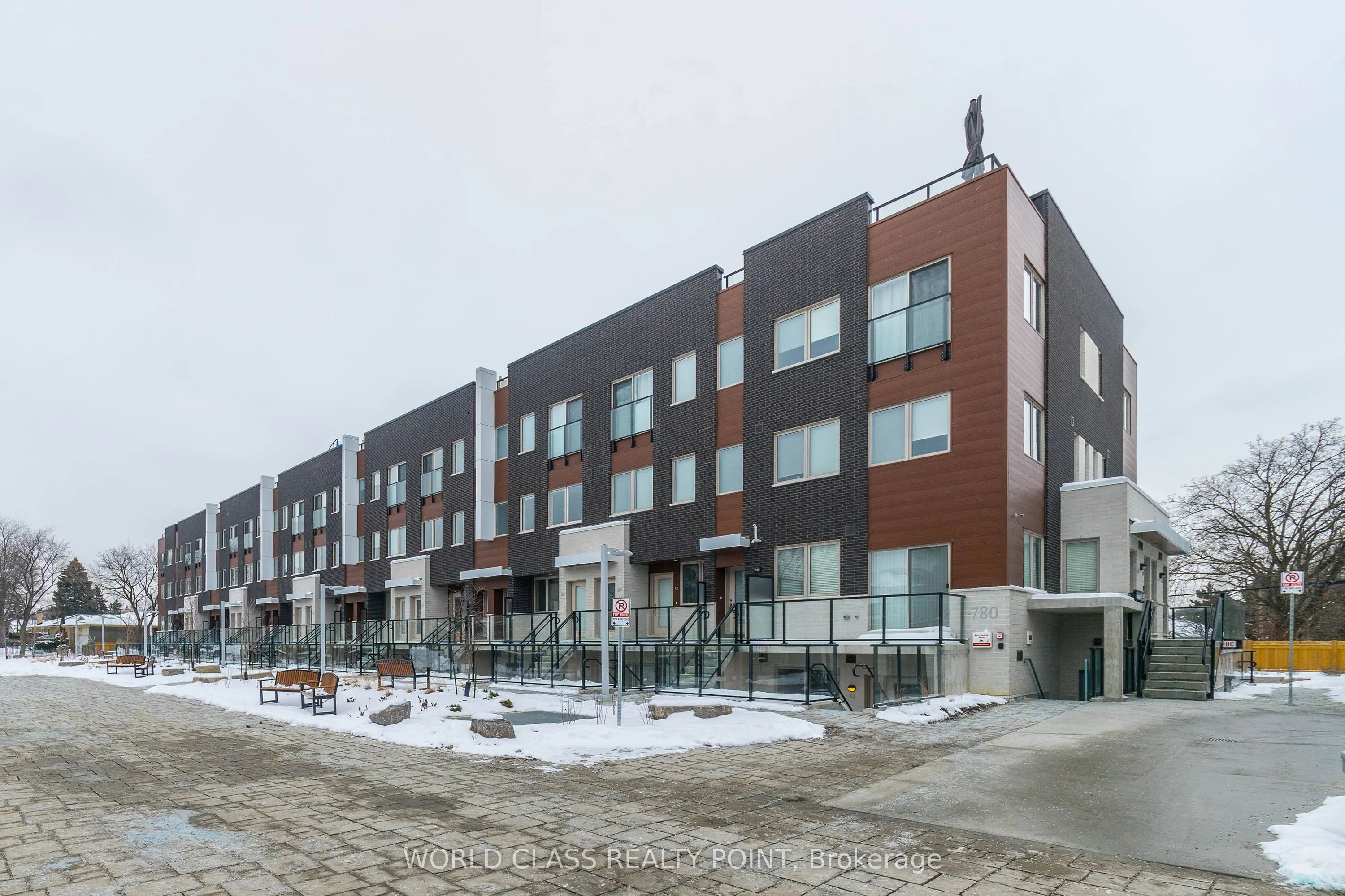 780 Sheppard Avenue E, #TH62