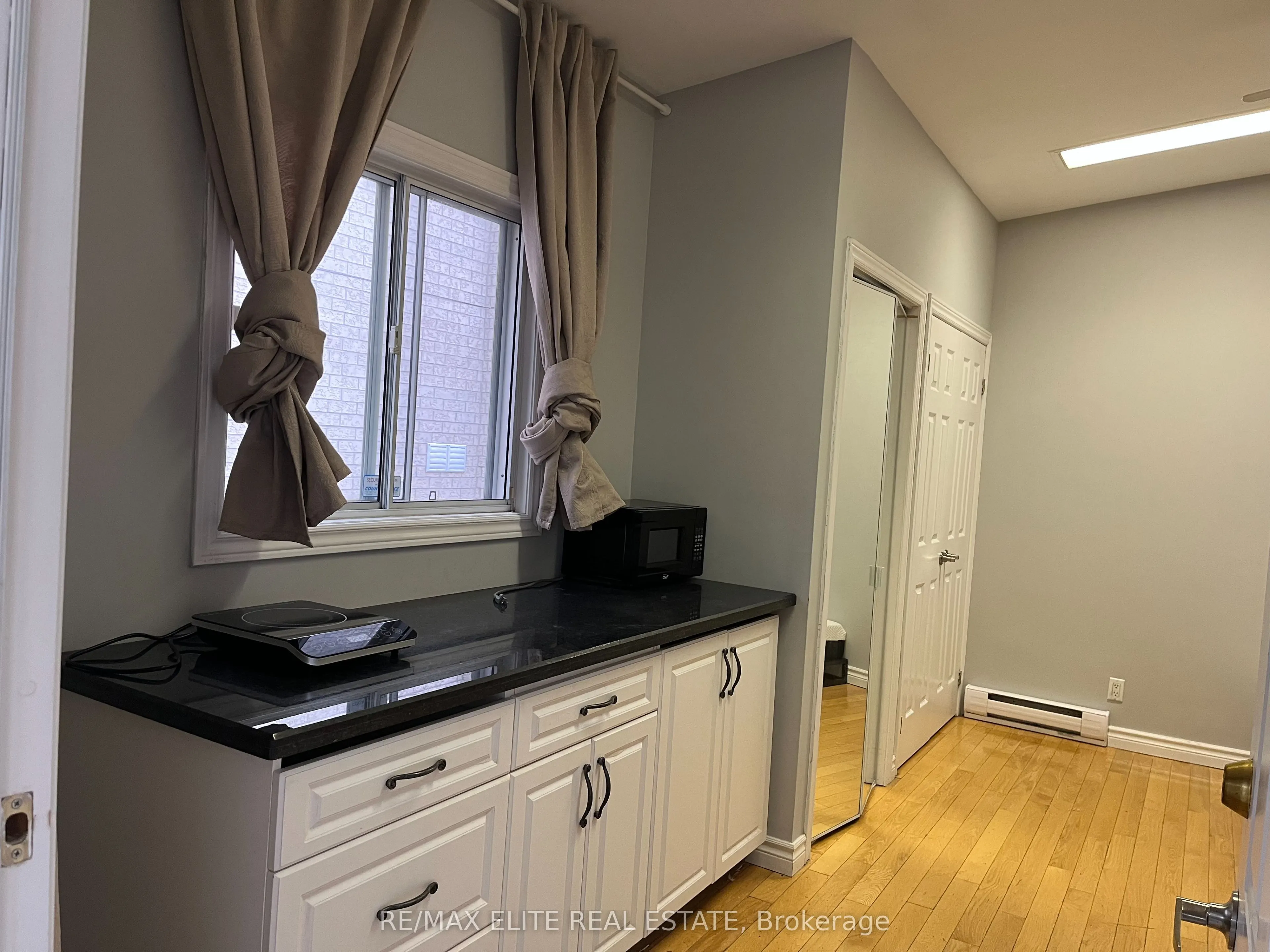 49 Viamede Crescent