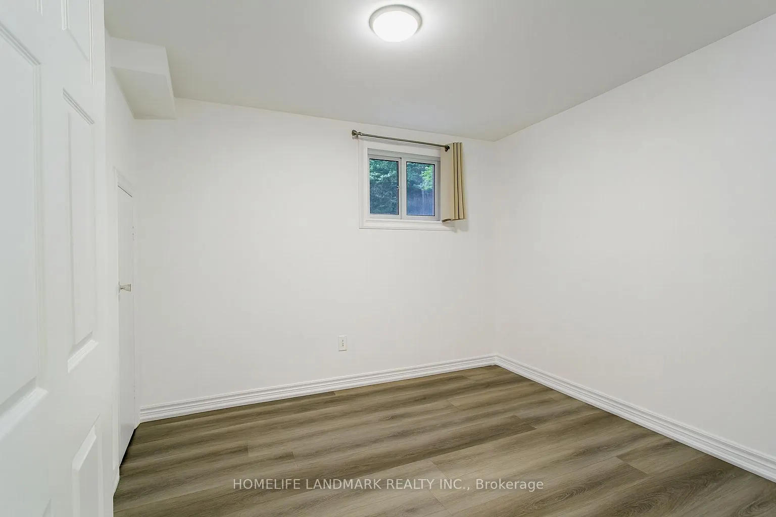 104 Loganberry Crescent