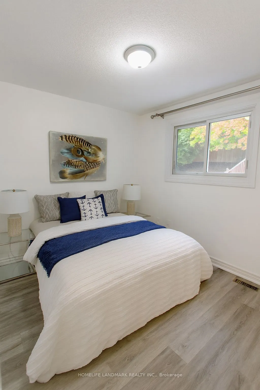 104 Loganberry Crescent