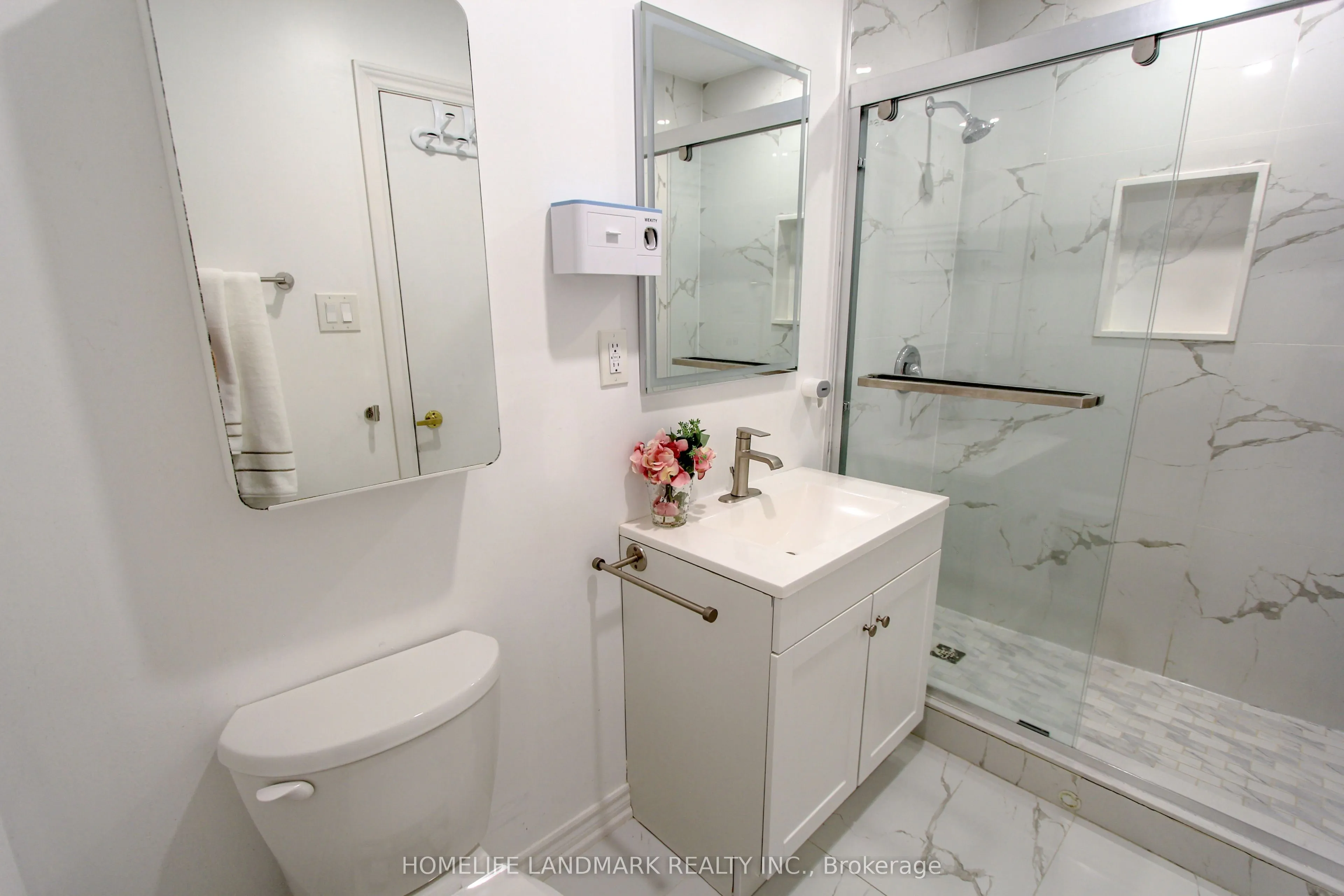 104 Loganberry Crescent