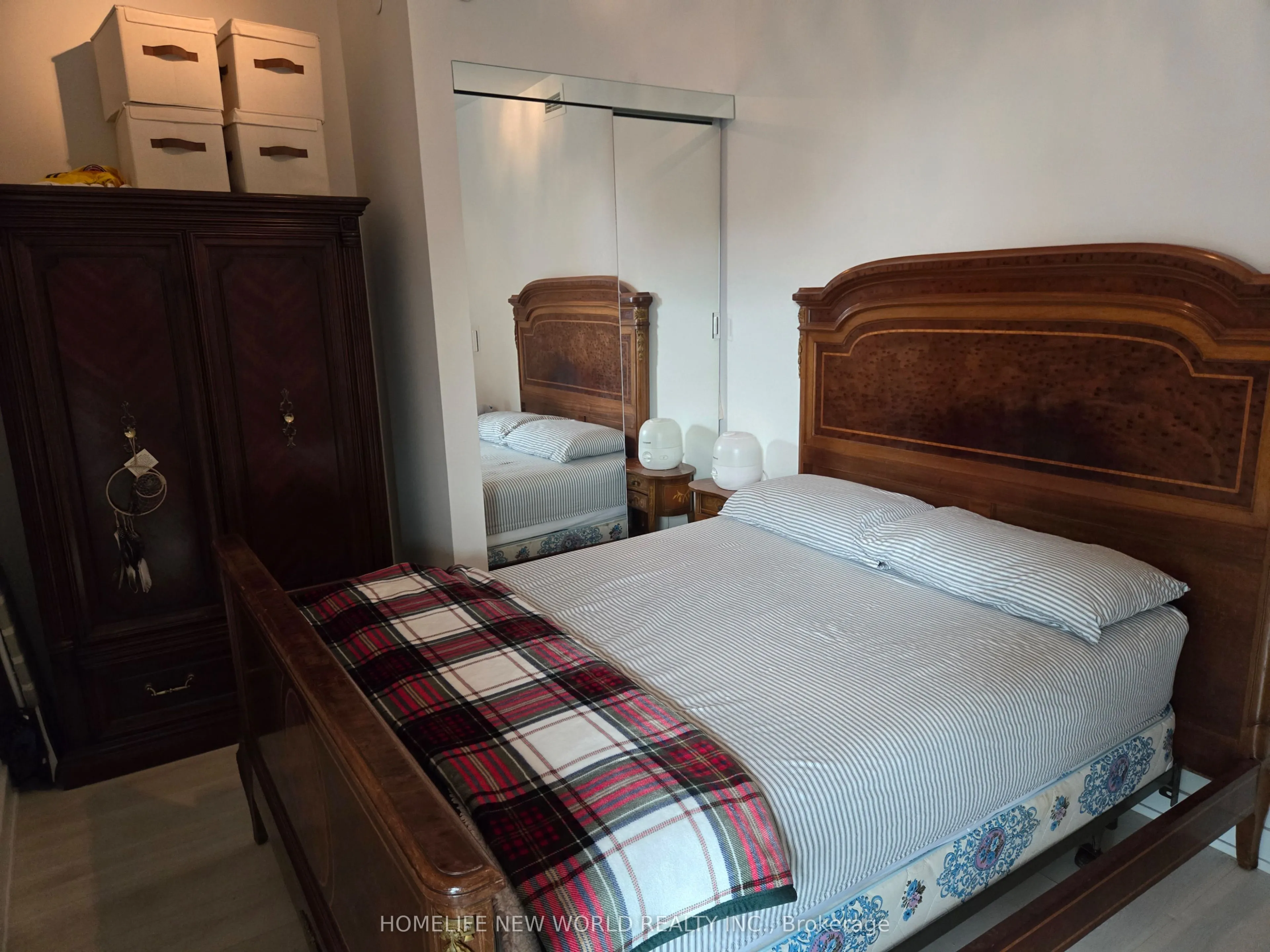 8 Tippet Road, #412