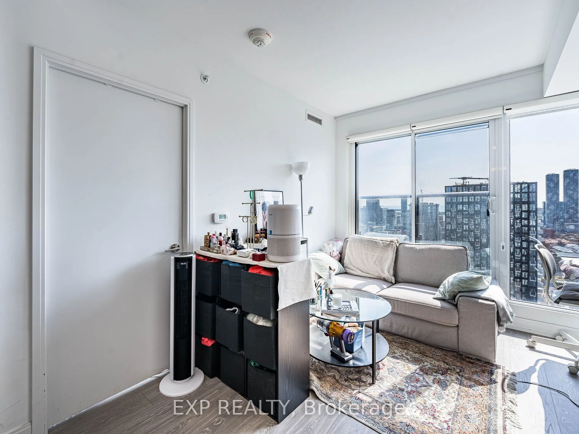 181 Dundas Street E, #3708