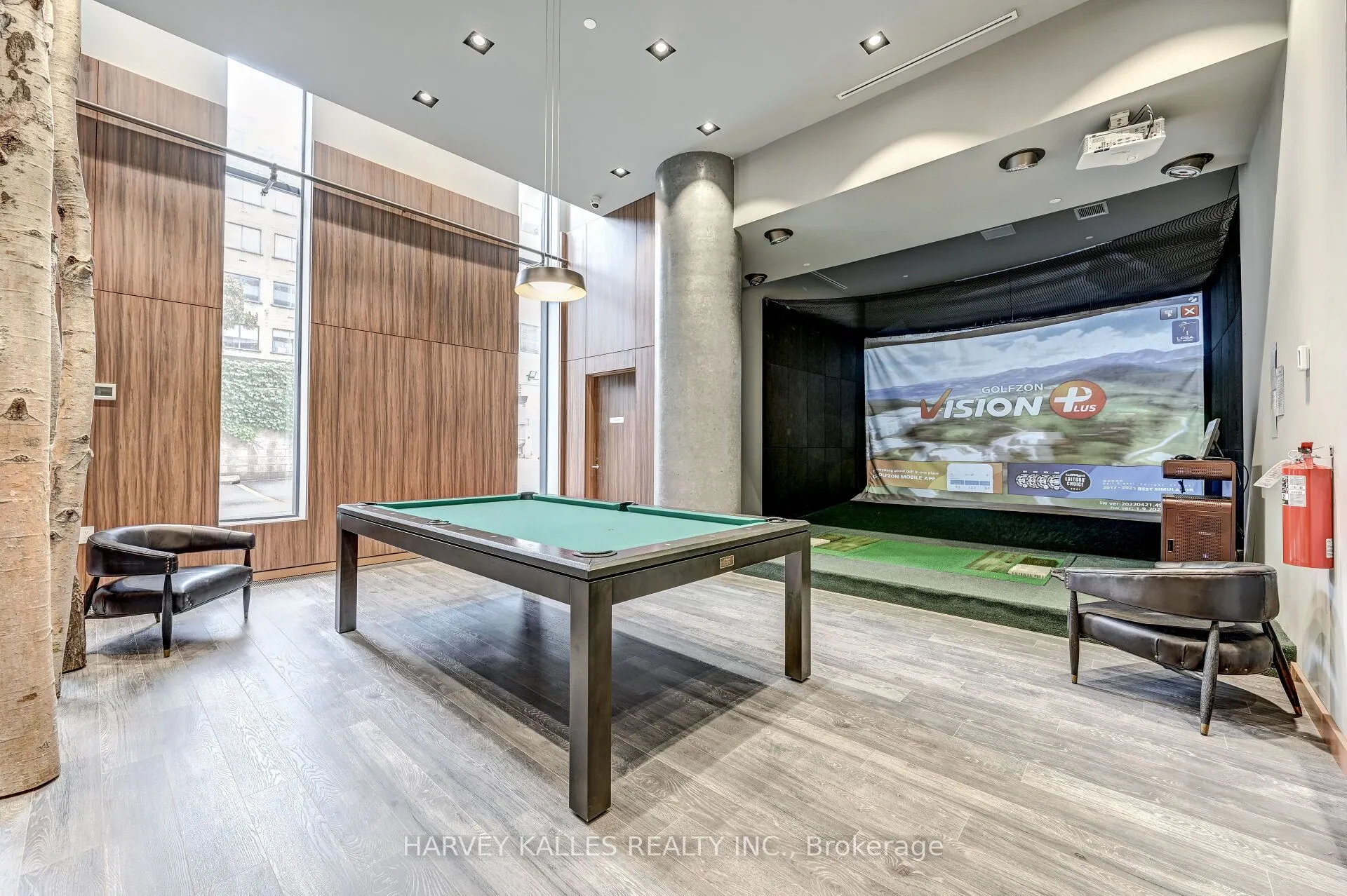 161 Roehampton Avenue, #317