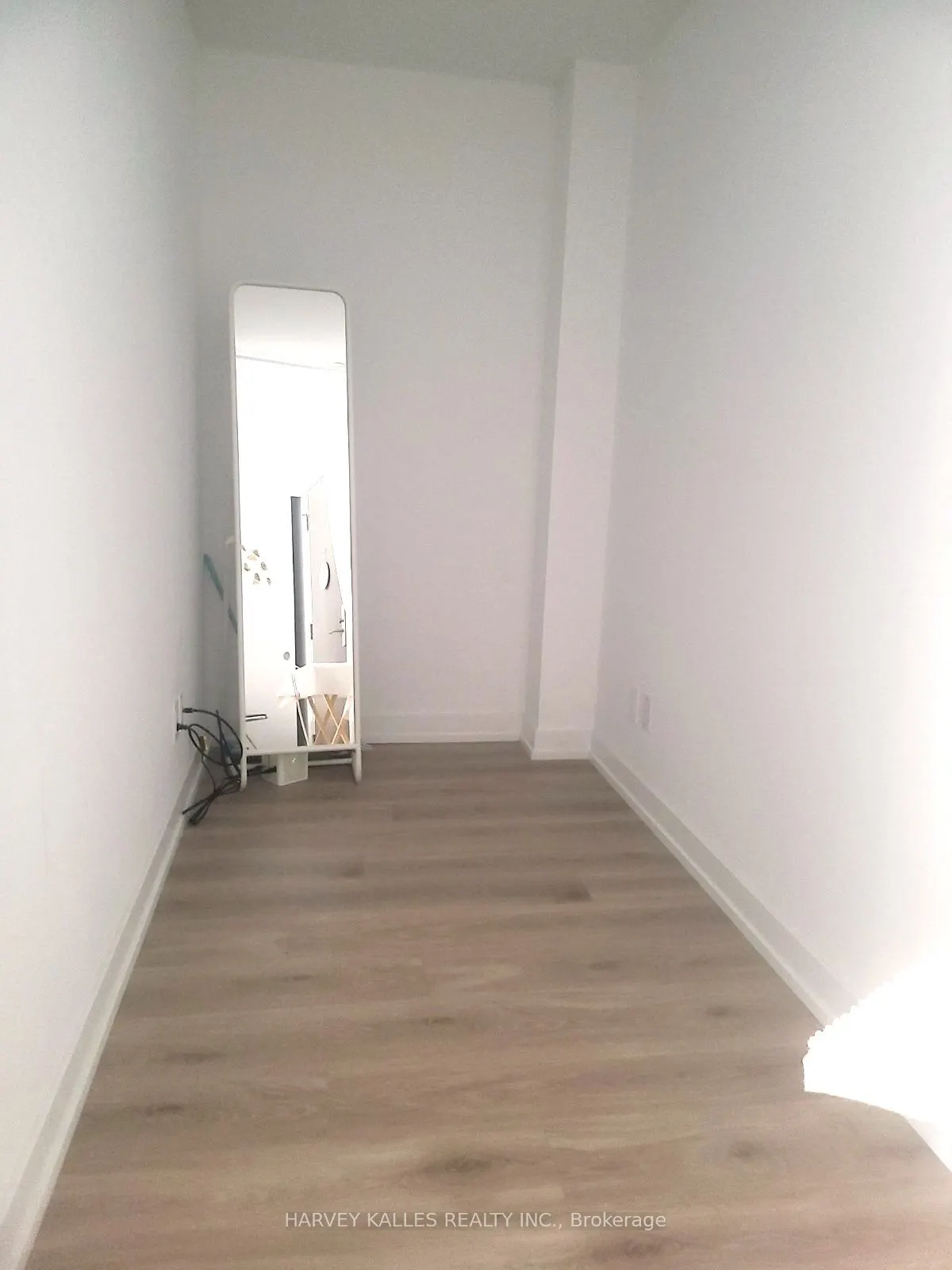 161 Roehampton Avenue, #317