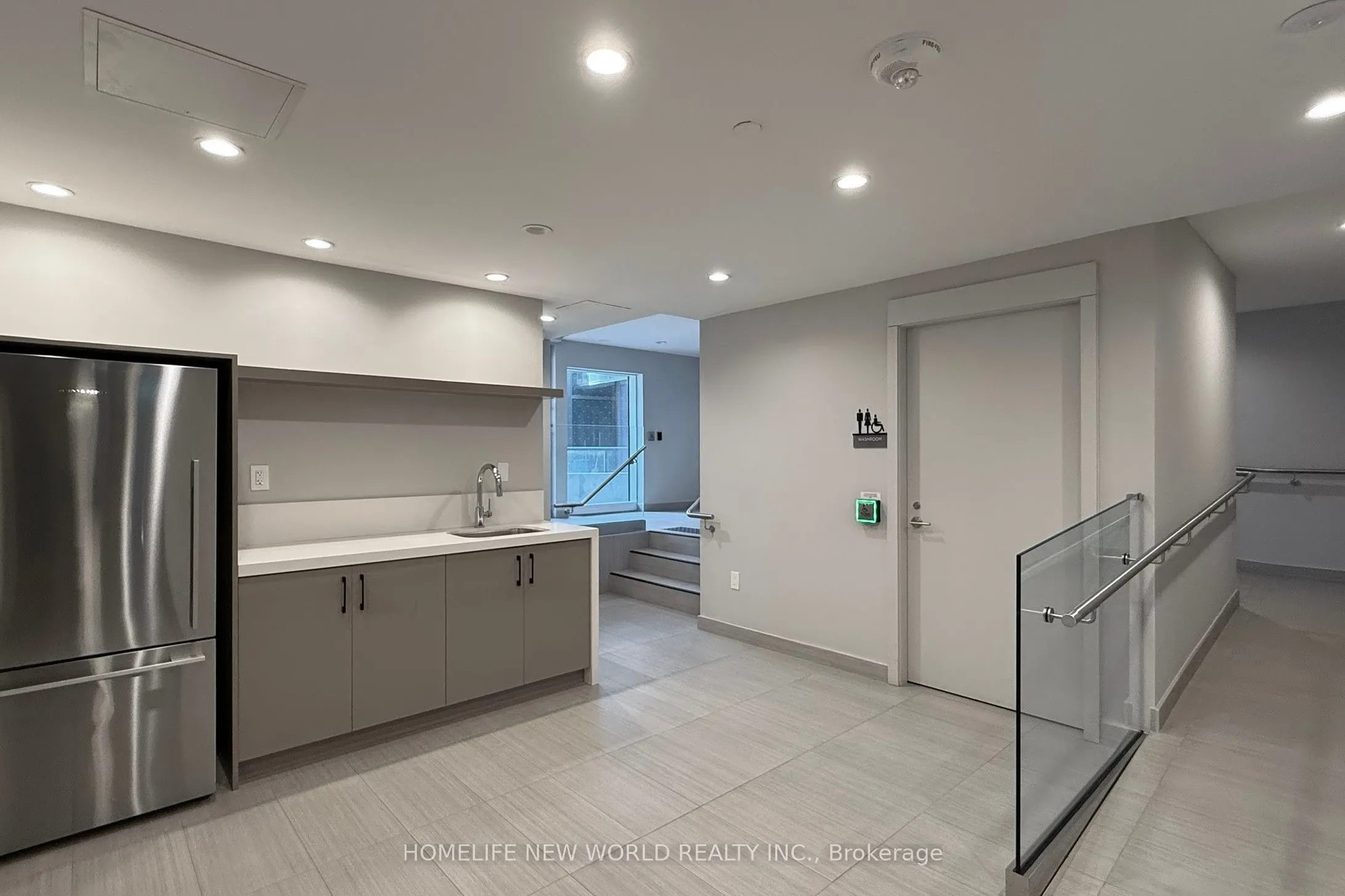 28 Freeland Street, #1504
