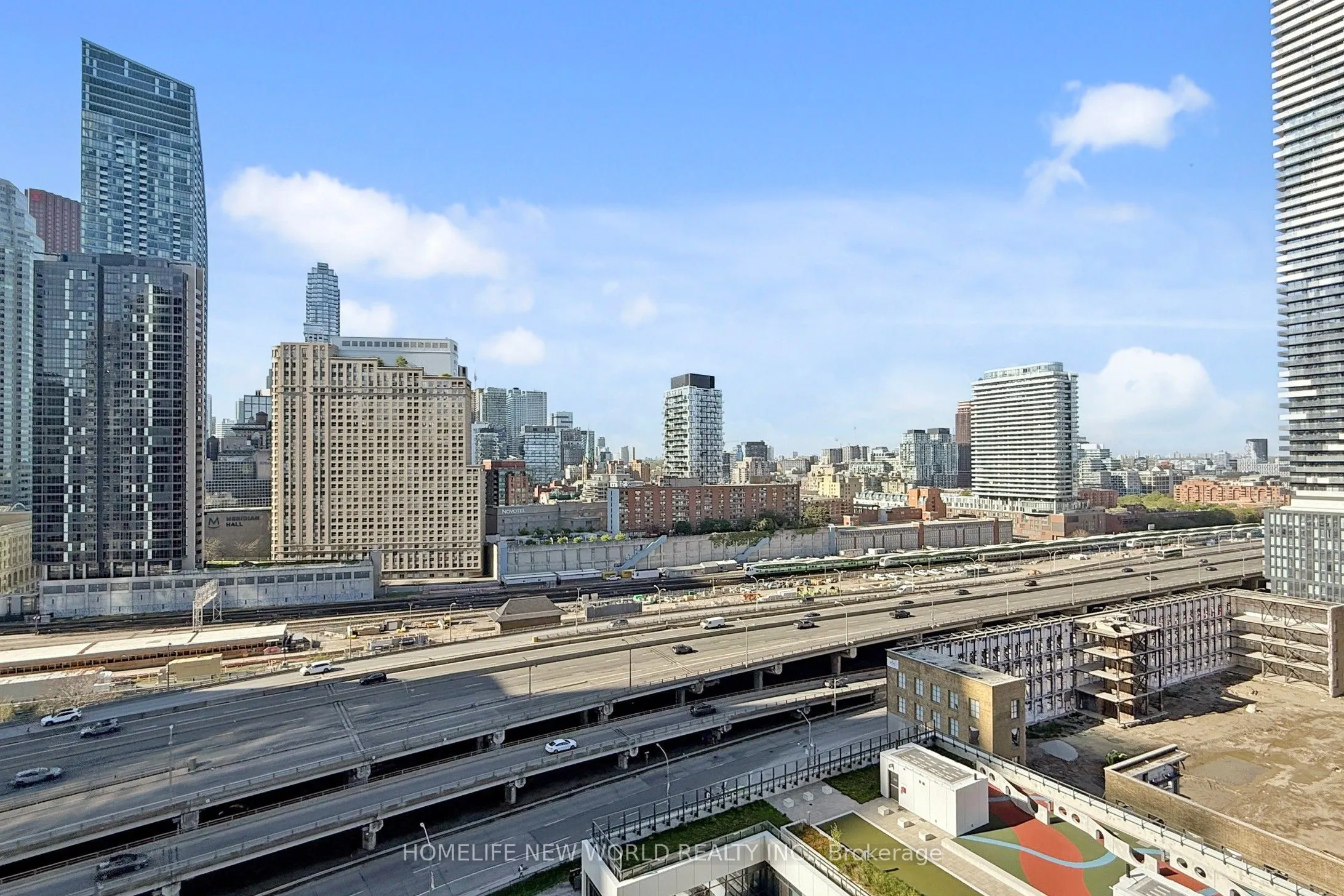 28 Freeland Street, #1504