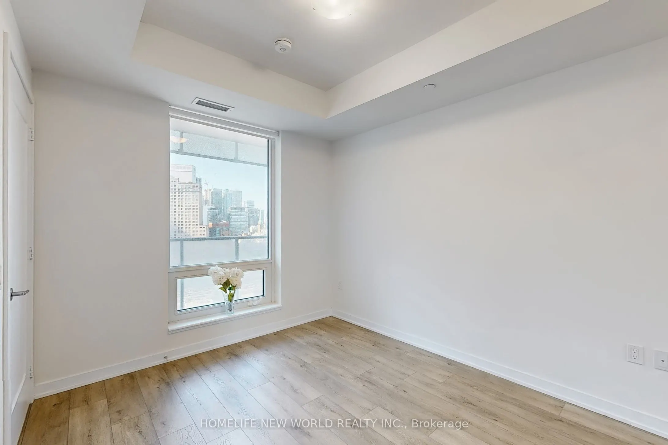 28 Freeland Street, #1504