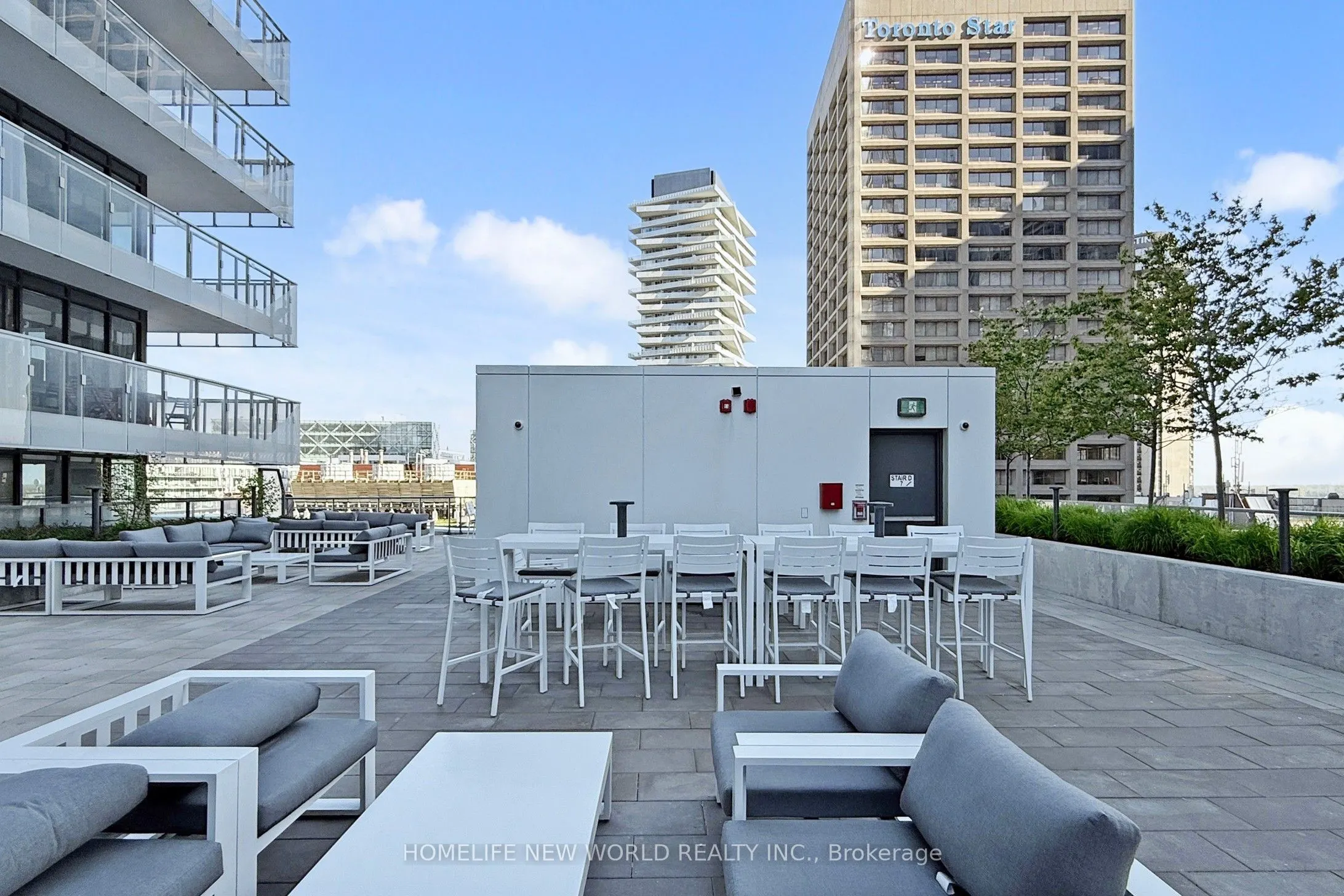 28 Freeland Street, #1504
