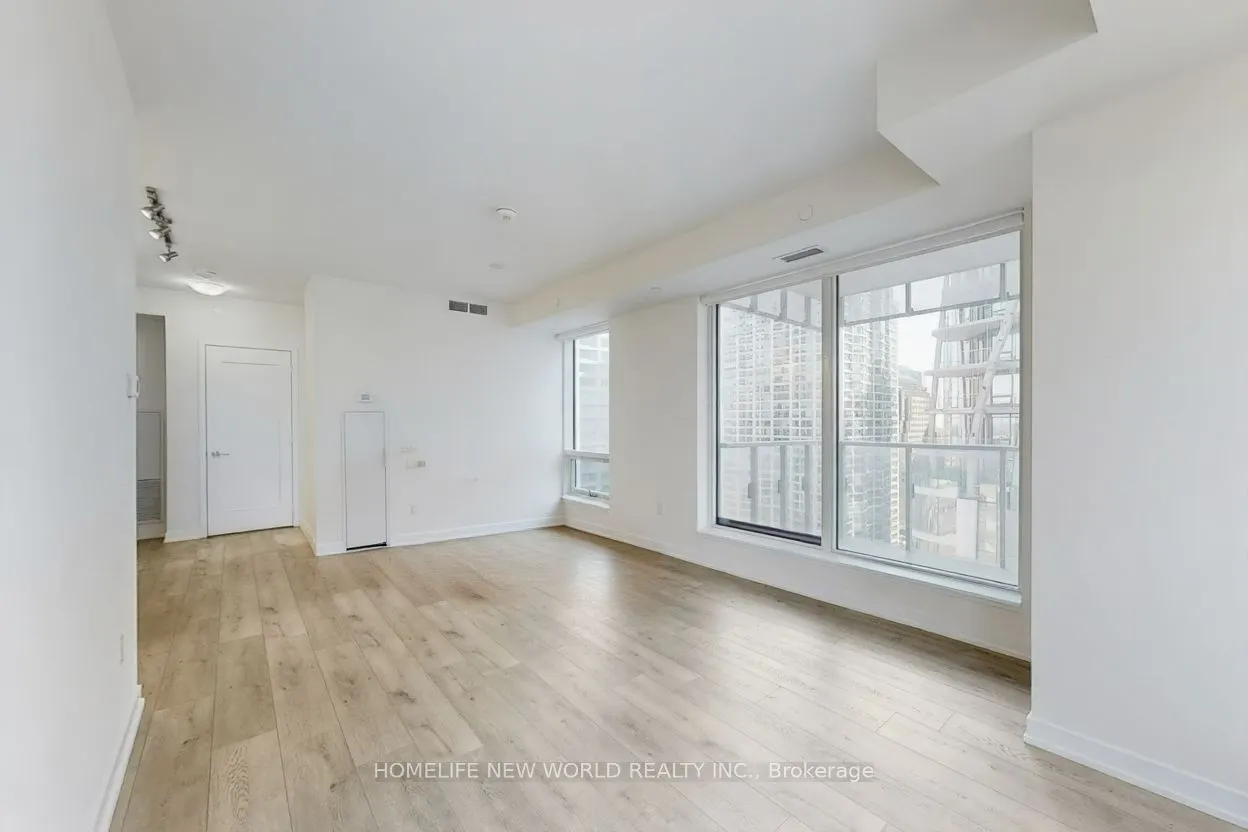 28 Freeland Street, #1504