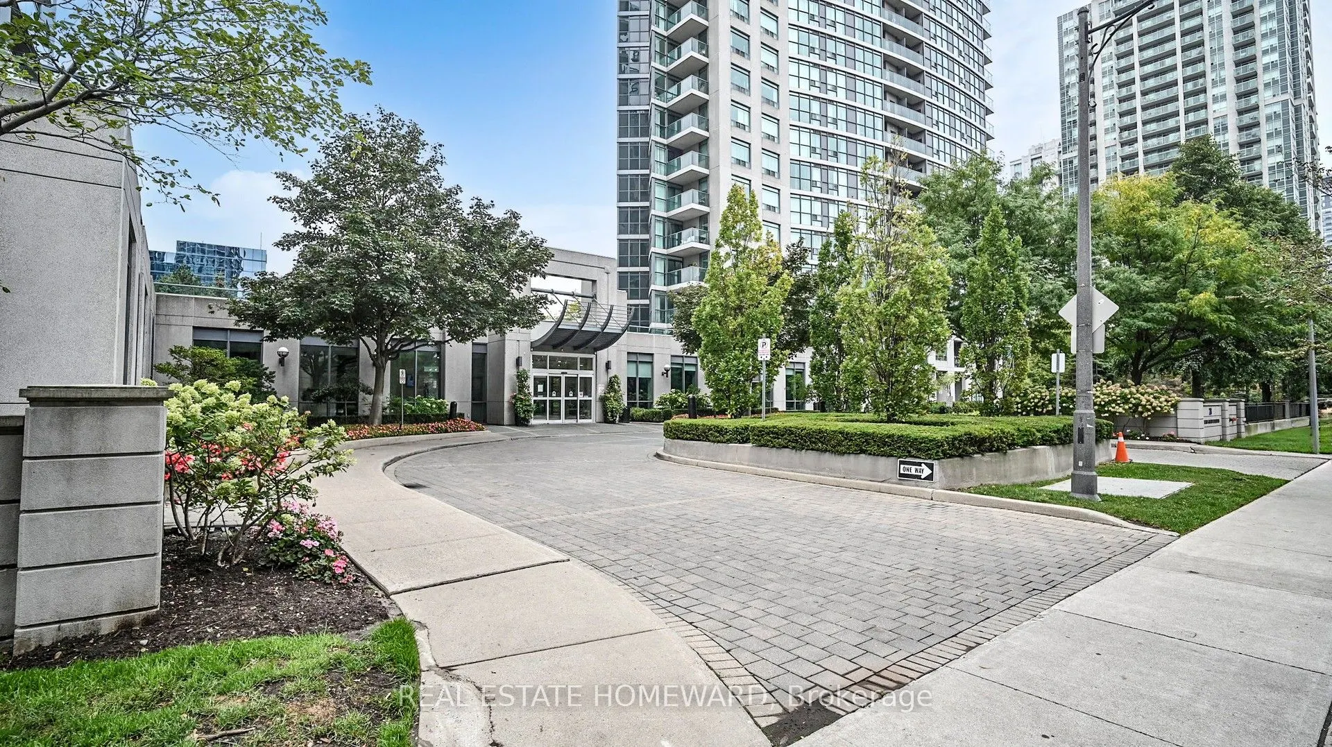 30 Harrison Garden Boulevard, #1207