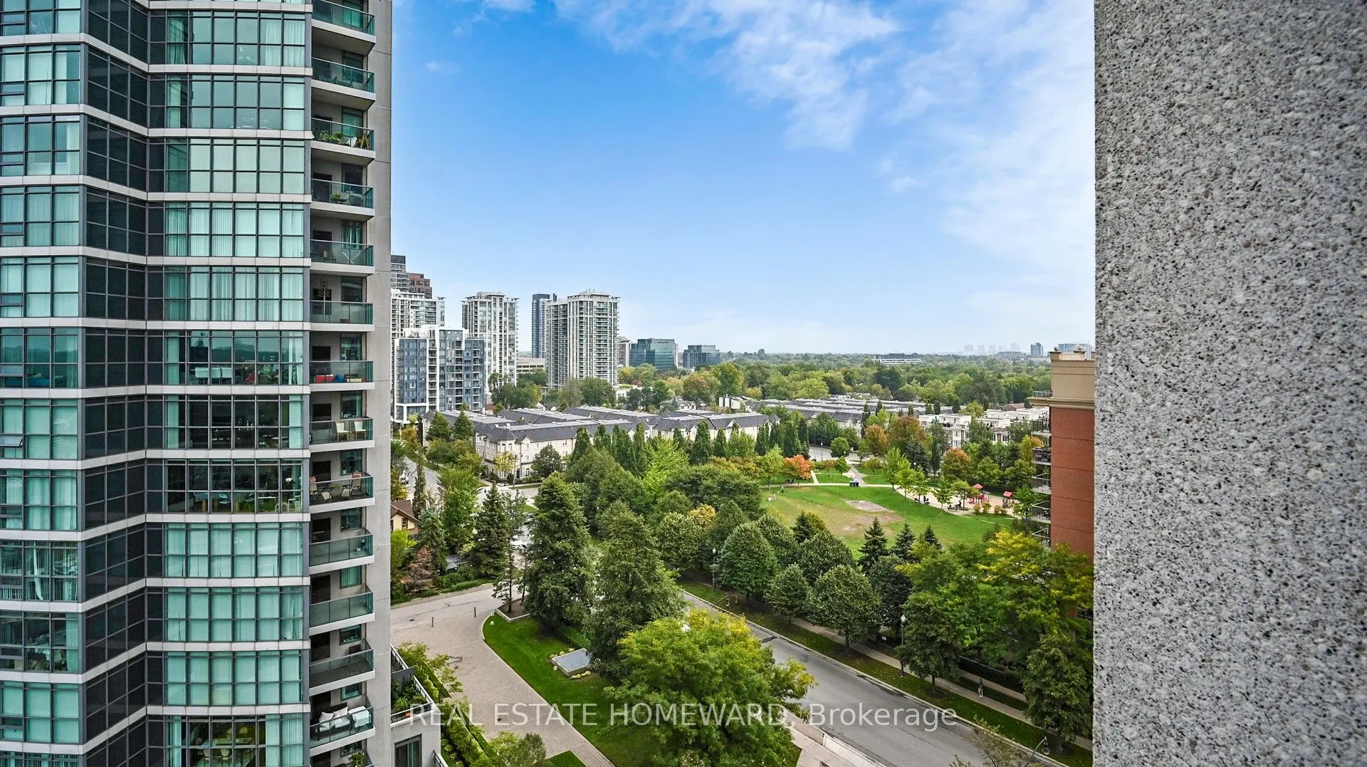 30 Harrison Garden Boulevard, #1207