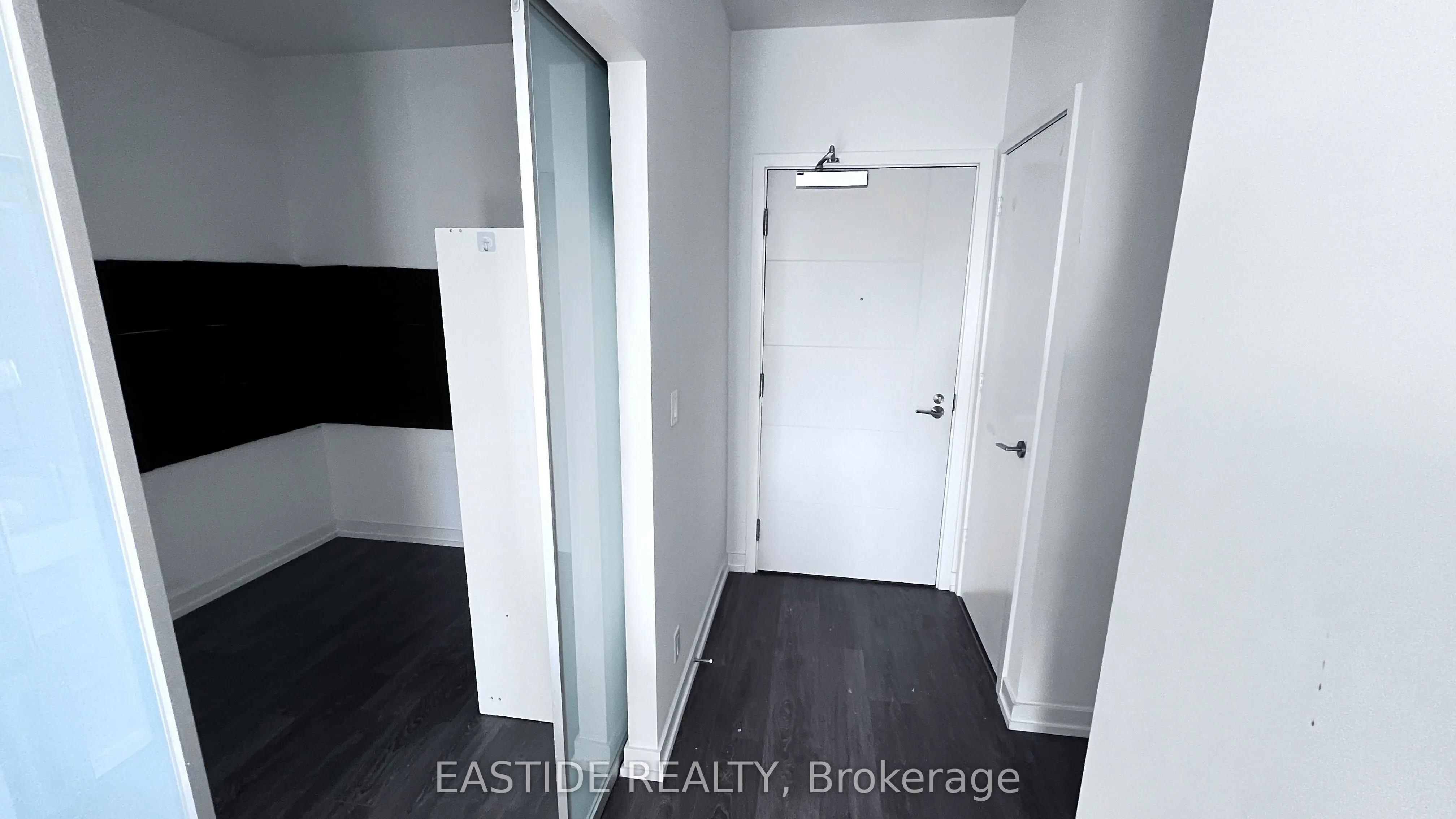203 College Street, #612