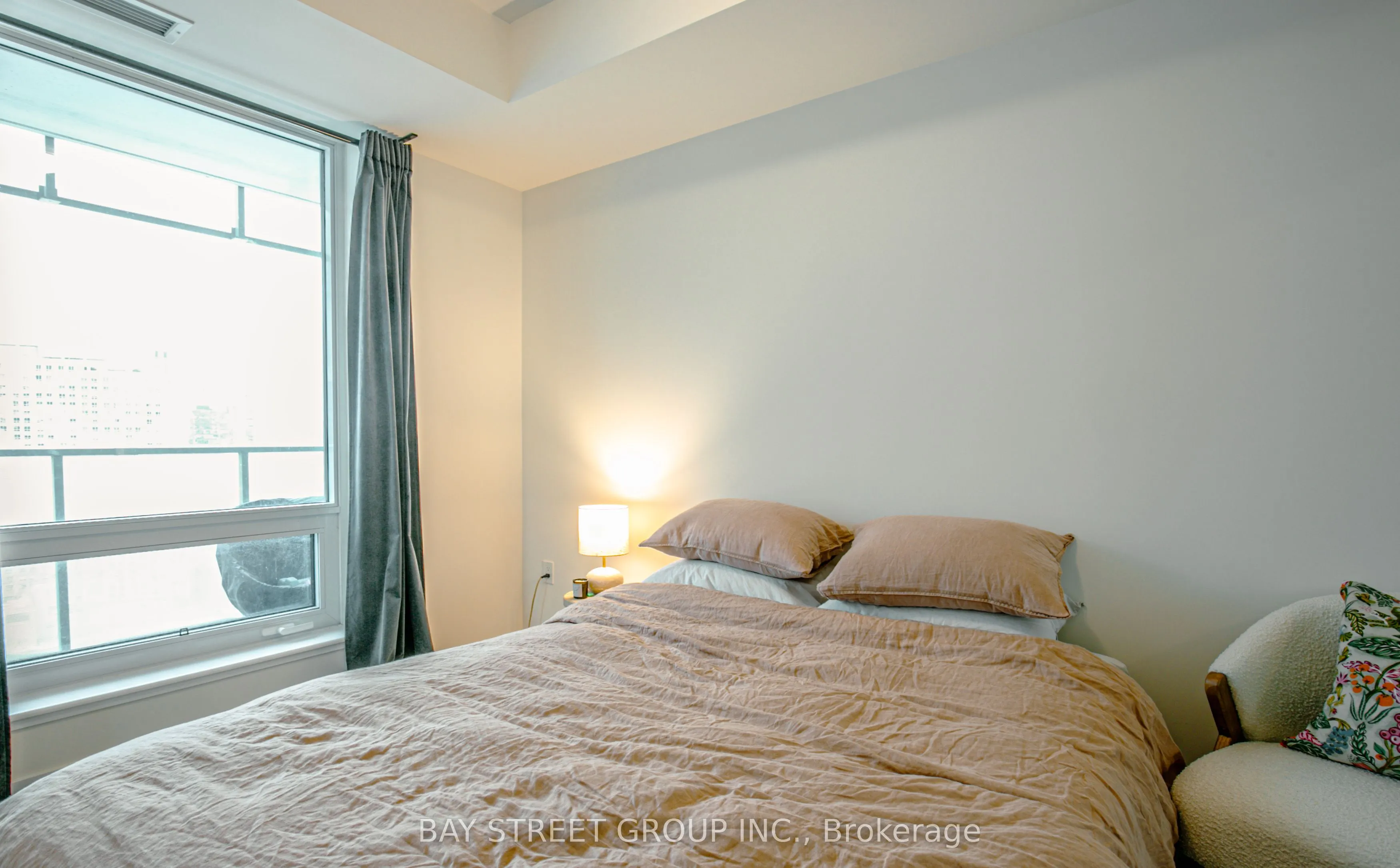28 Freeland Street, #2004