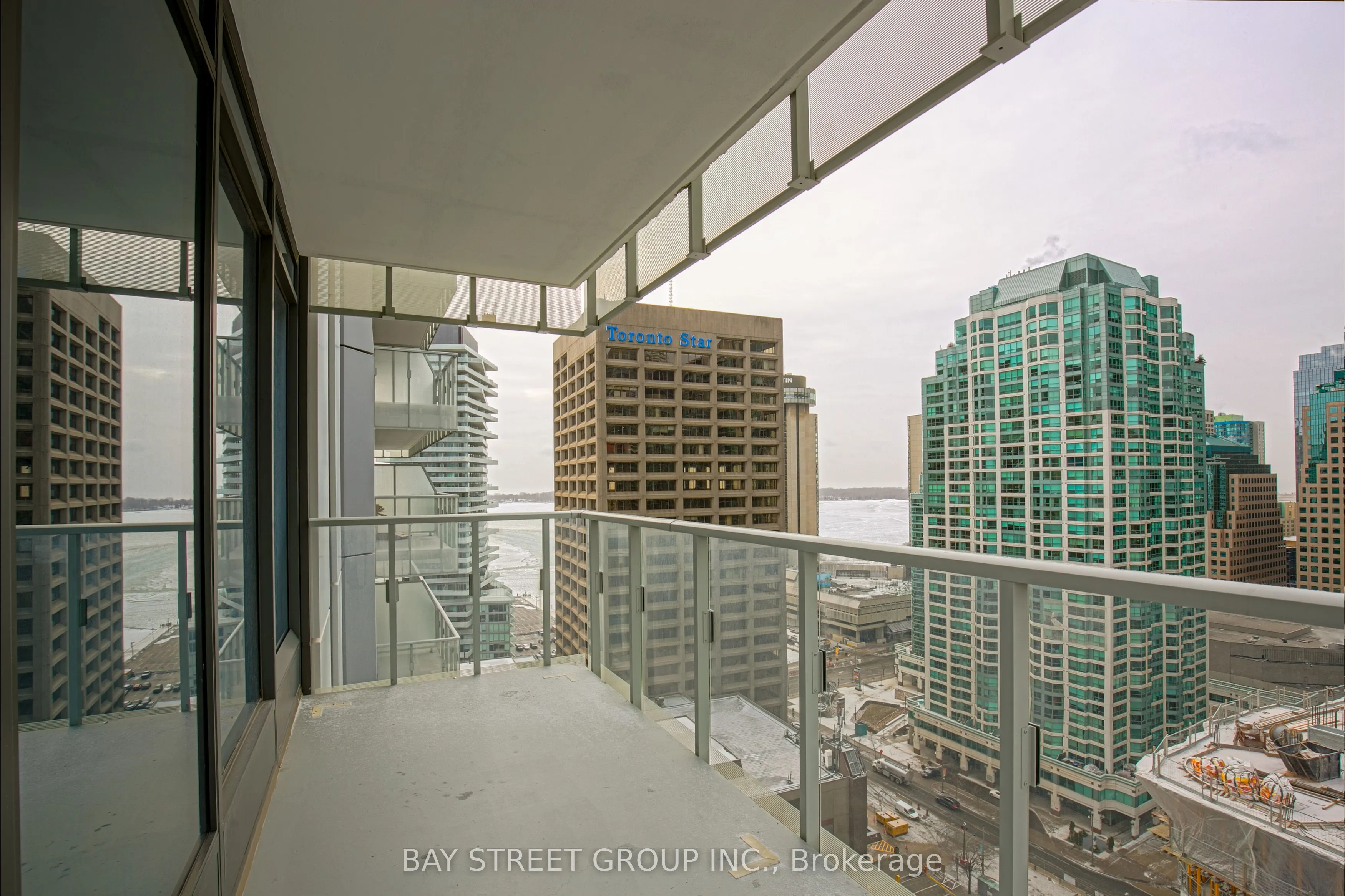 28 Freeland Street, #2004