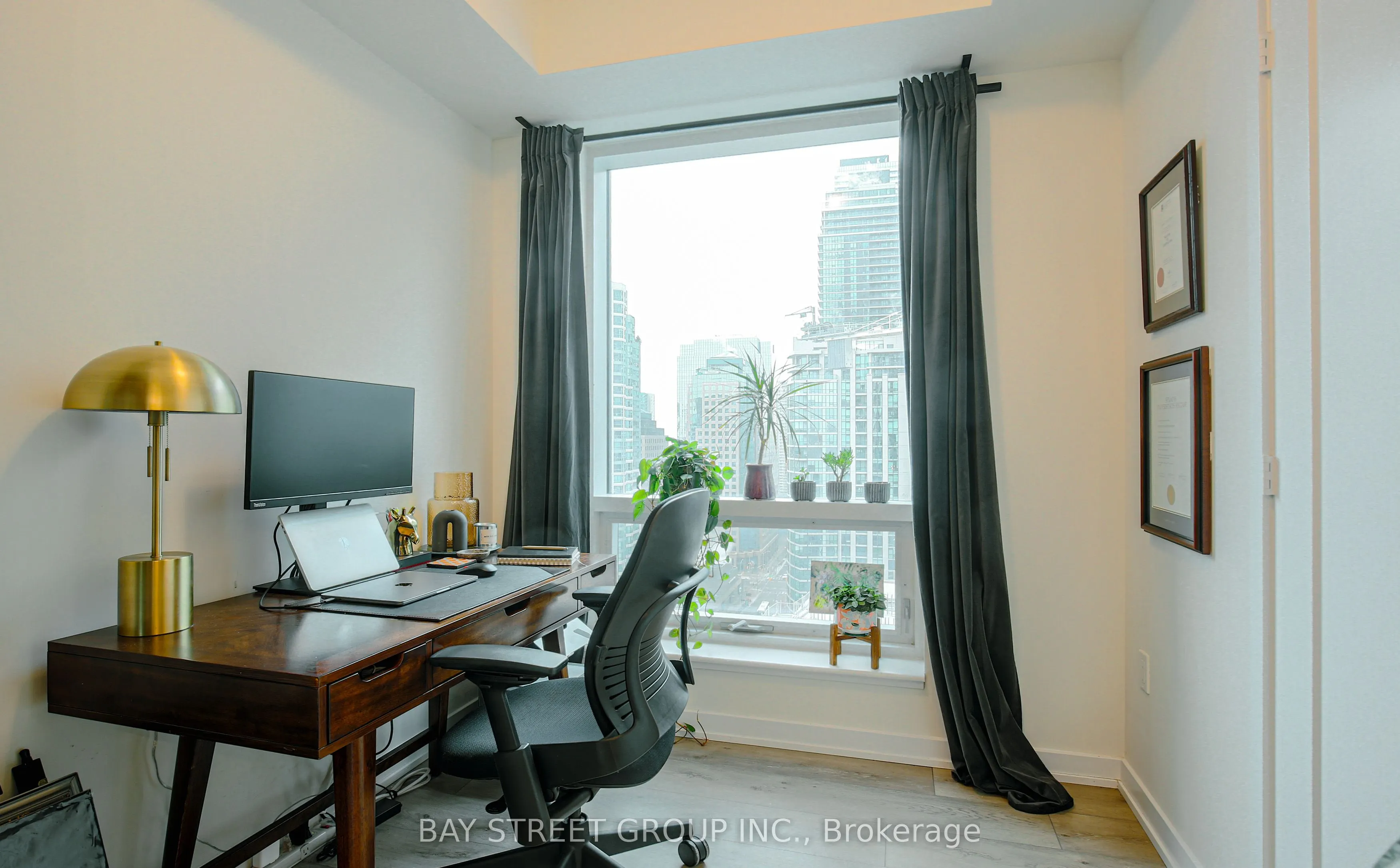 28 Freeland Street, #2004
