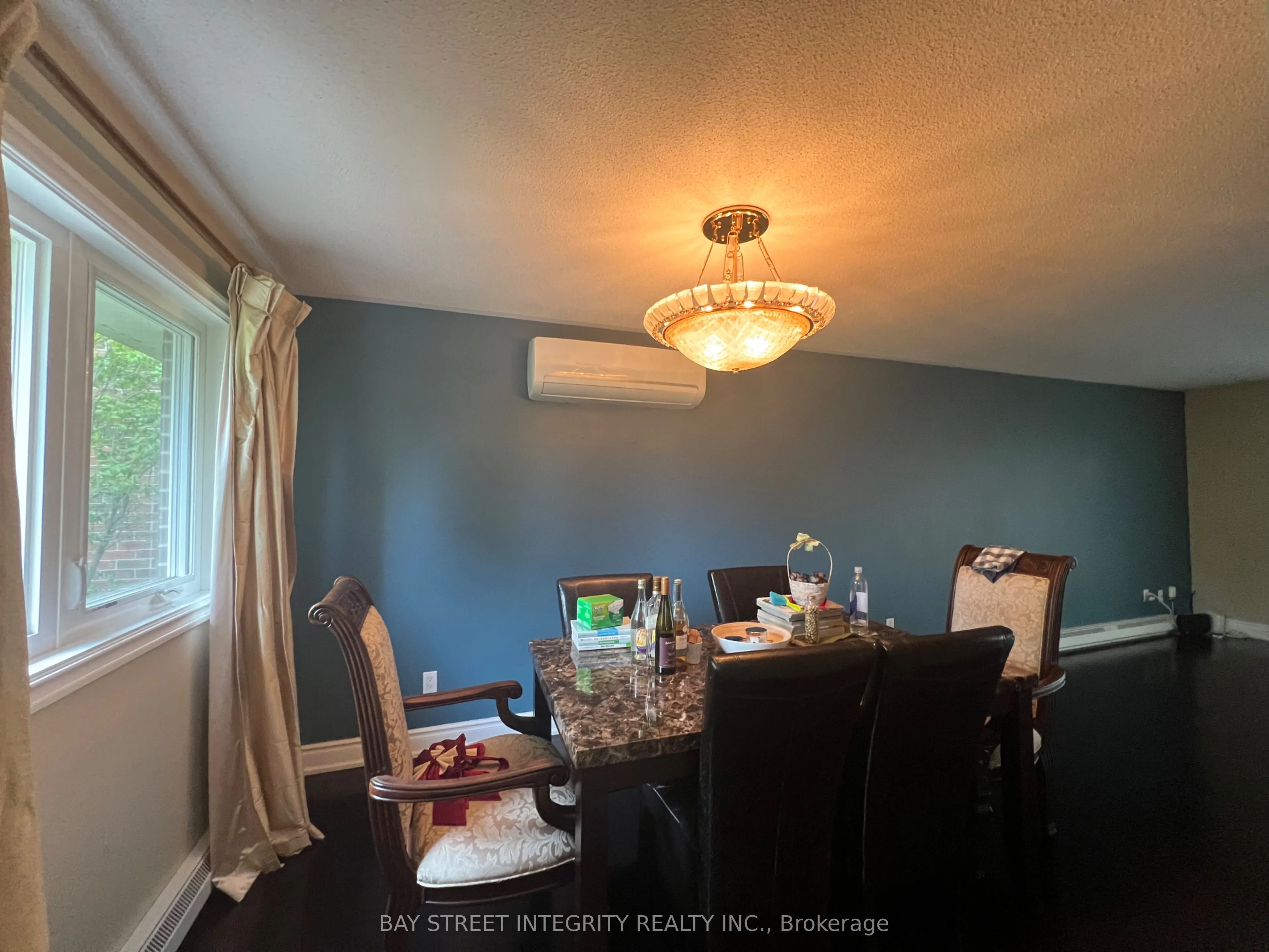 81 Crossbow Crescent