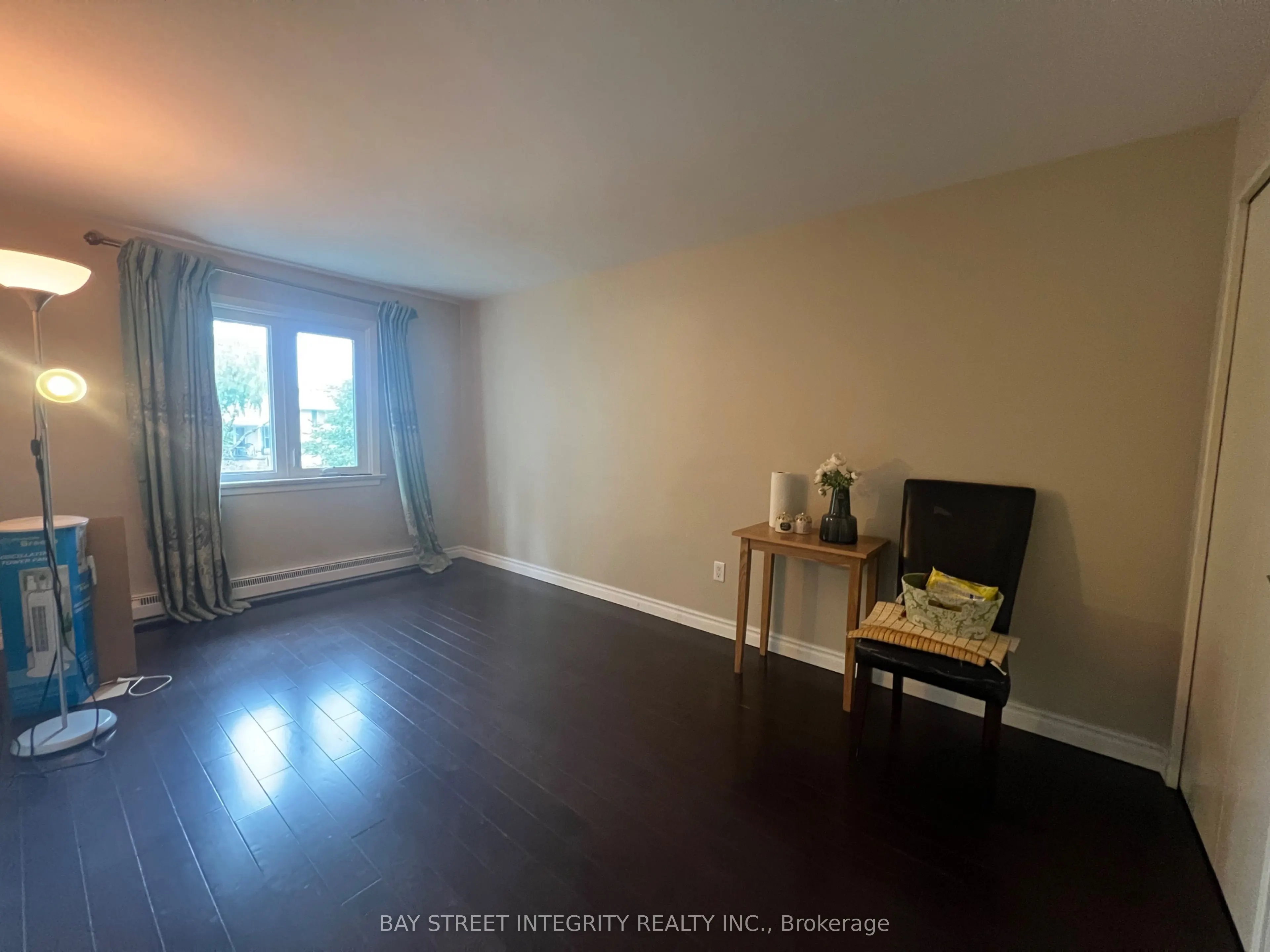 81 Crossbow Crescent